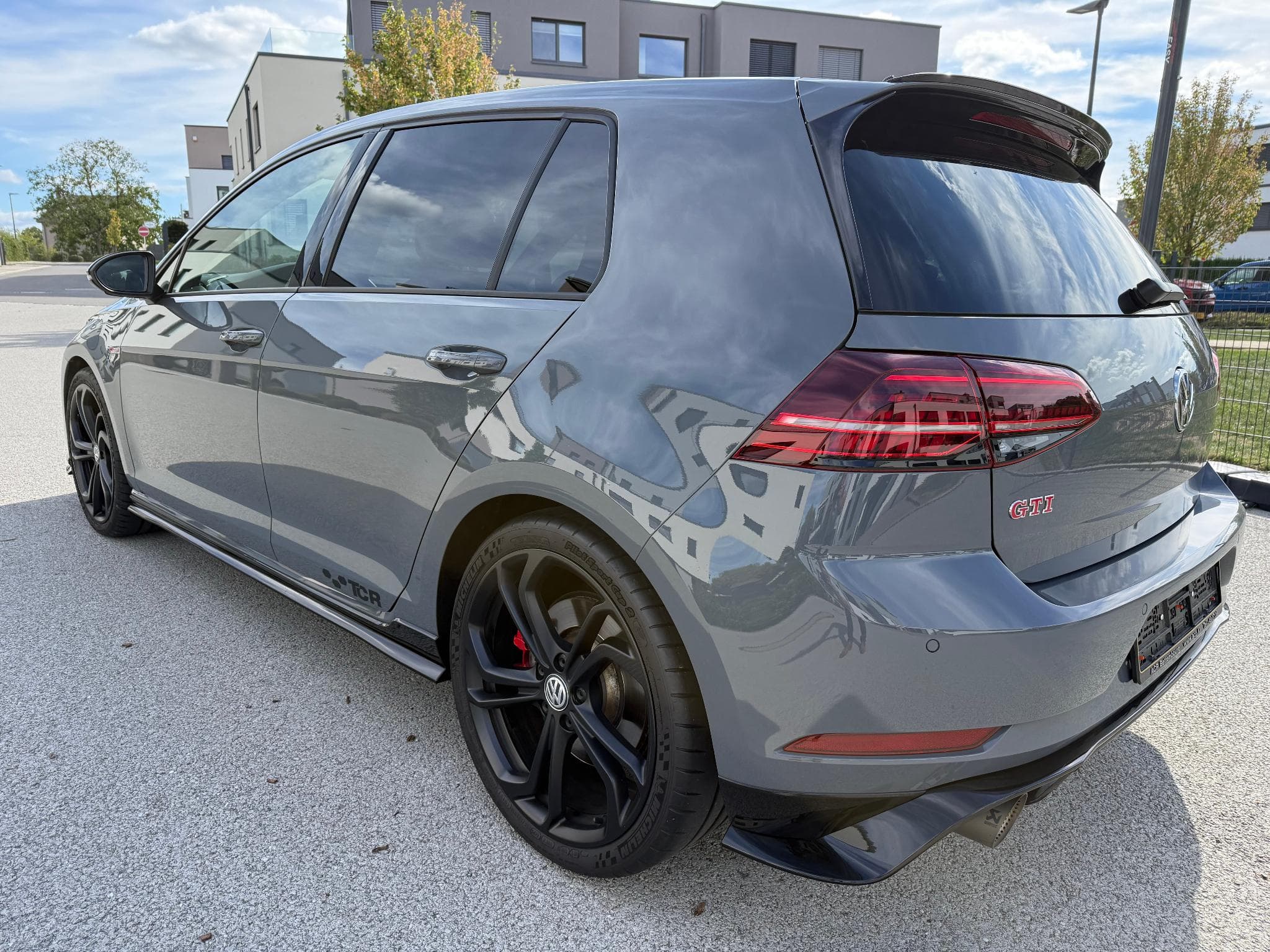 VW Golf VII GTI 2.0 TCR DSG7 290 PS (2019) - Foto 3