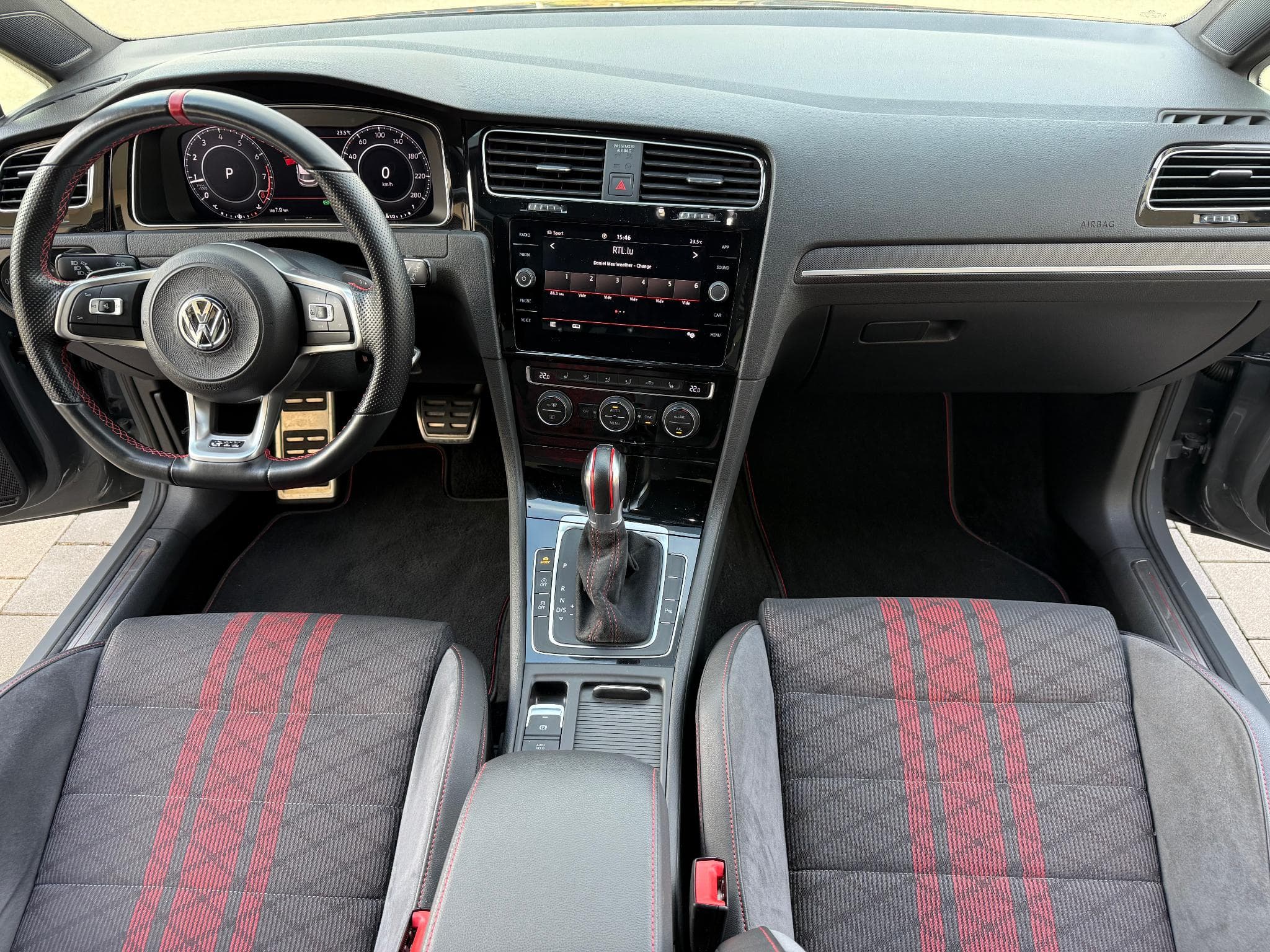 VW Golf VII GTI 2.0 TCR DSG7 290 PS (2019) - Foto 8