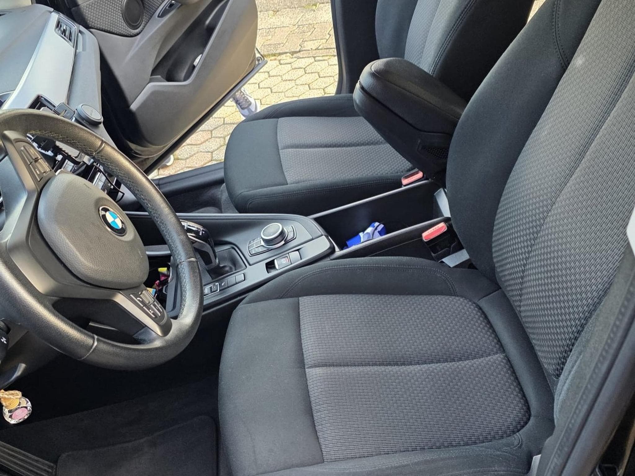 BMW X1 SDrive 20 i Advantage (2020) - Foto 7