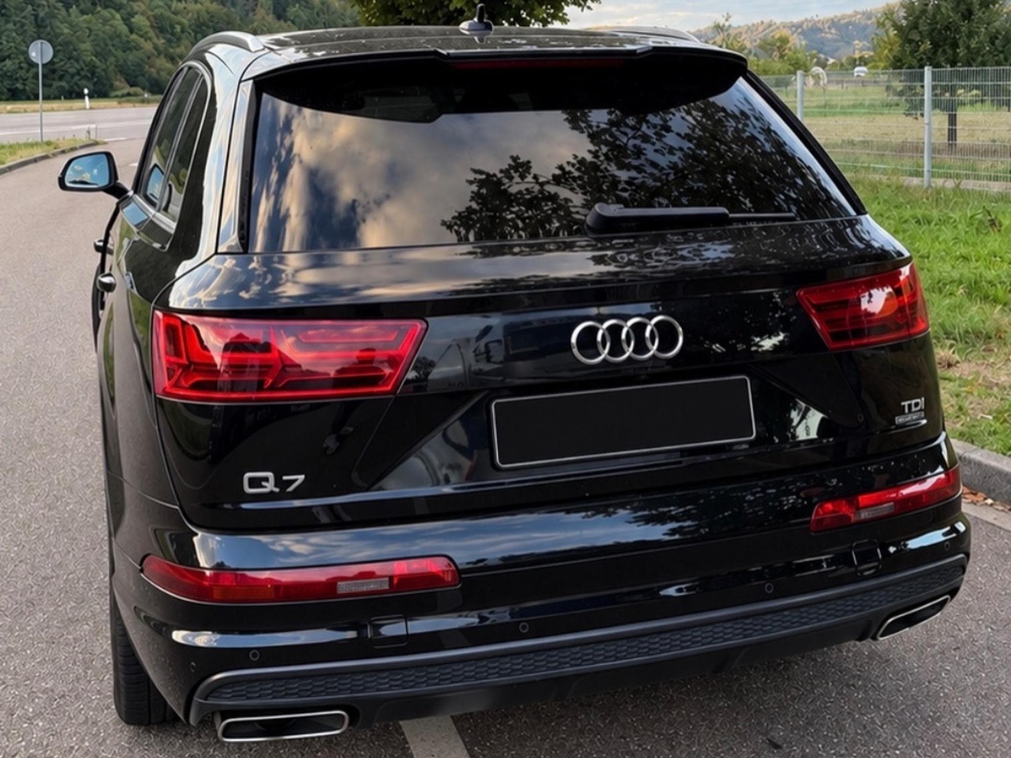 Audi Q7 S-Line (2017) - Photo 2