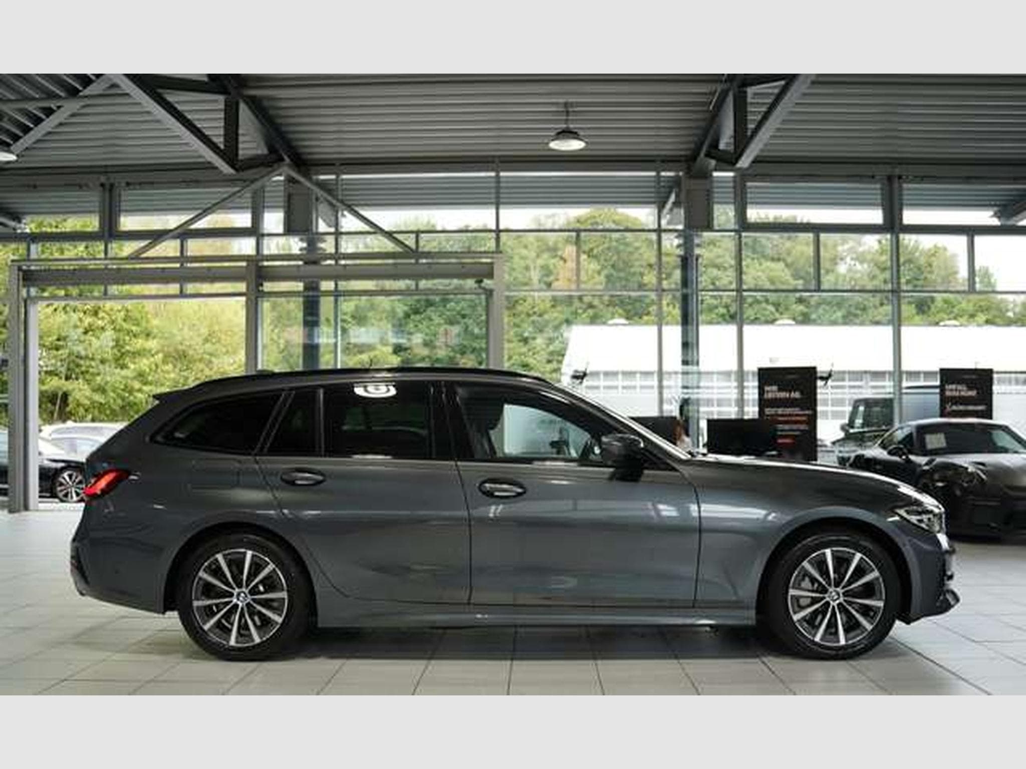 BMW 330 e Touring Sport Line *1.Hand *ACC *MwSt. * (2020) - Photo 6