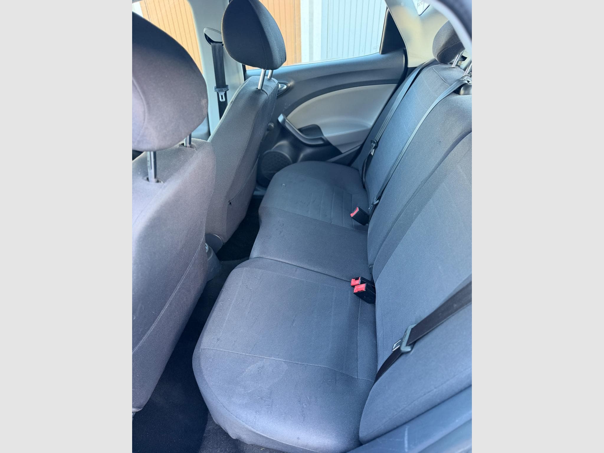 Seat Ibiza 1.6 TDI 77kw 105ps (2015) - Photo 4