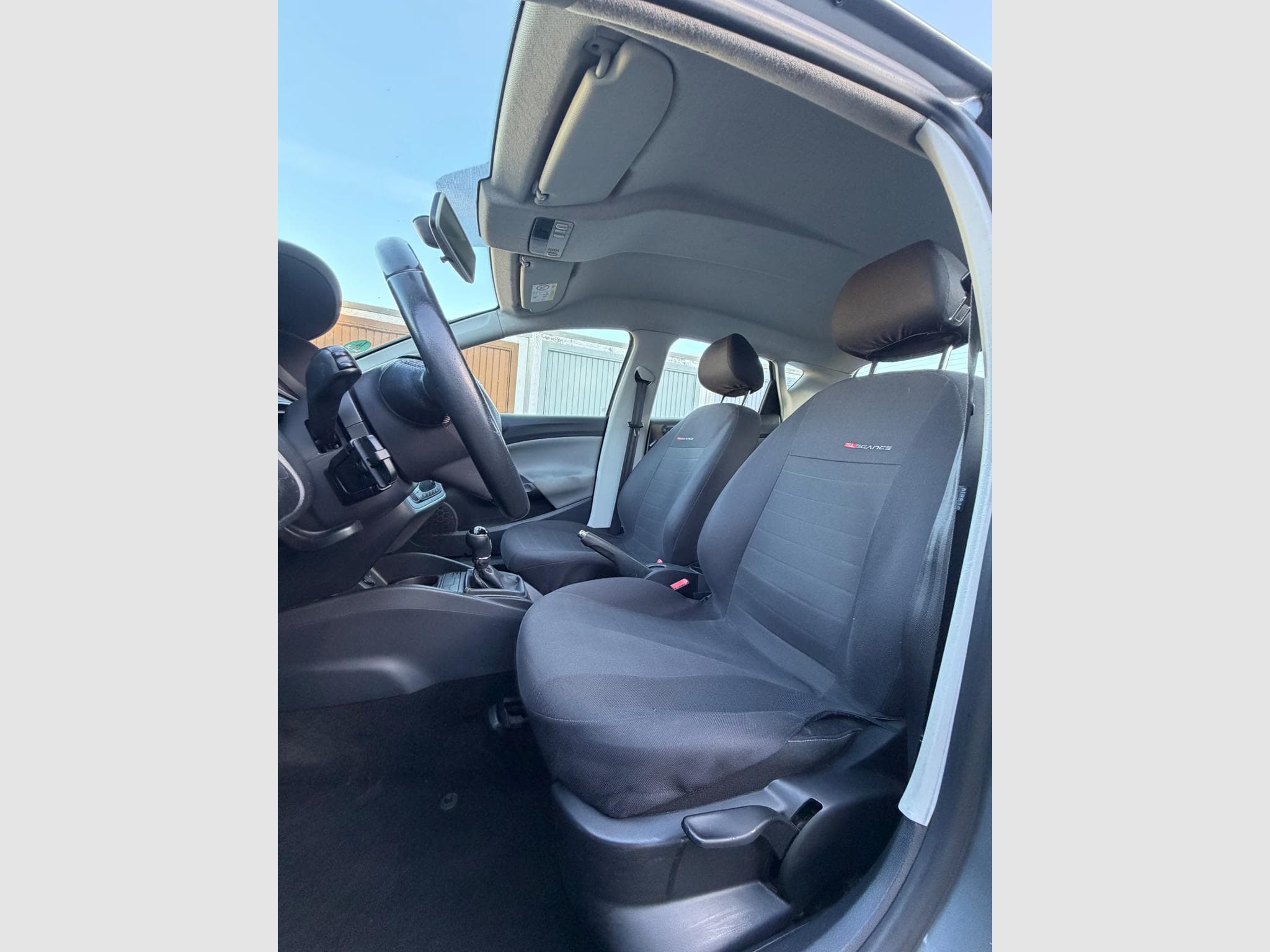 Seat Ibiza 1.6 TDI 77kw 105ps (2015) - Photo 6