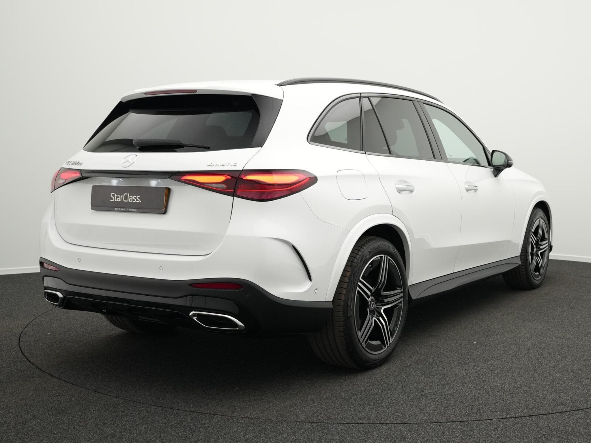 Mercedes GLC 220 d 4MATIC AMG-Line (2026) - Photo 3