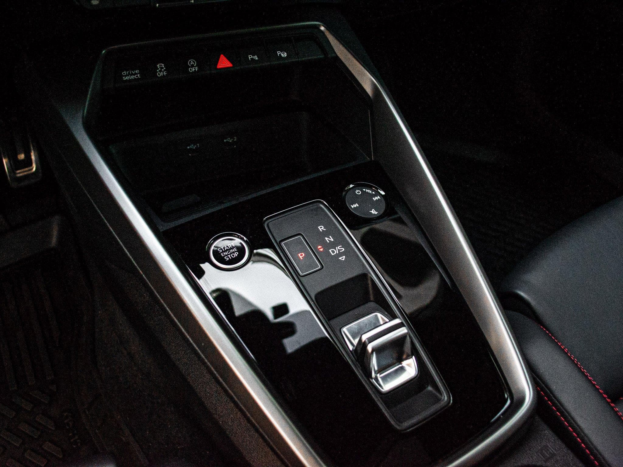 Audi A3 2L tdi S-line Quattro (2023) - Photo 9