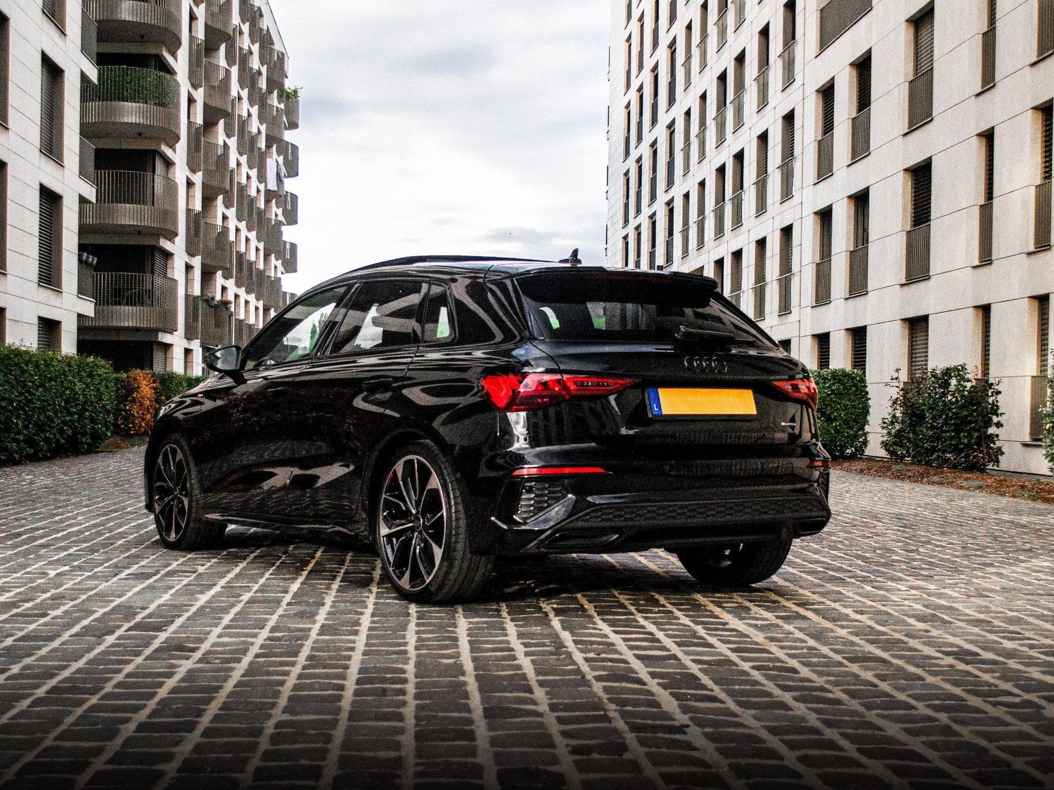 Audi A3 2L tdi S-line Quattro (2023) - Photo 2