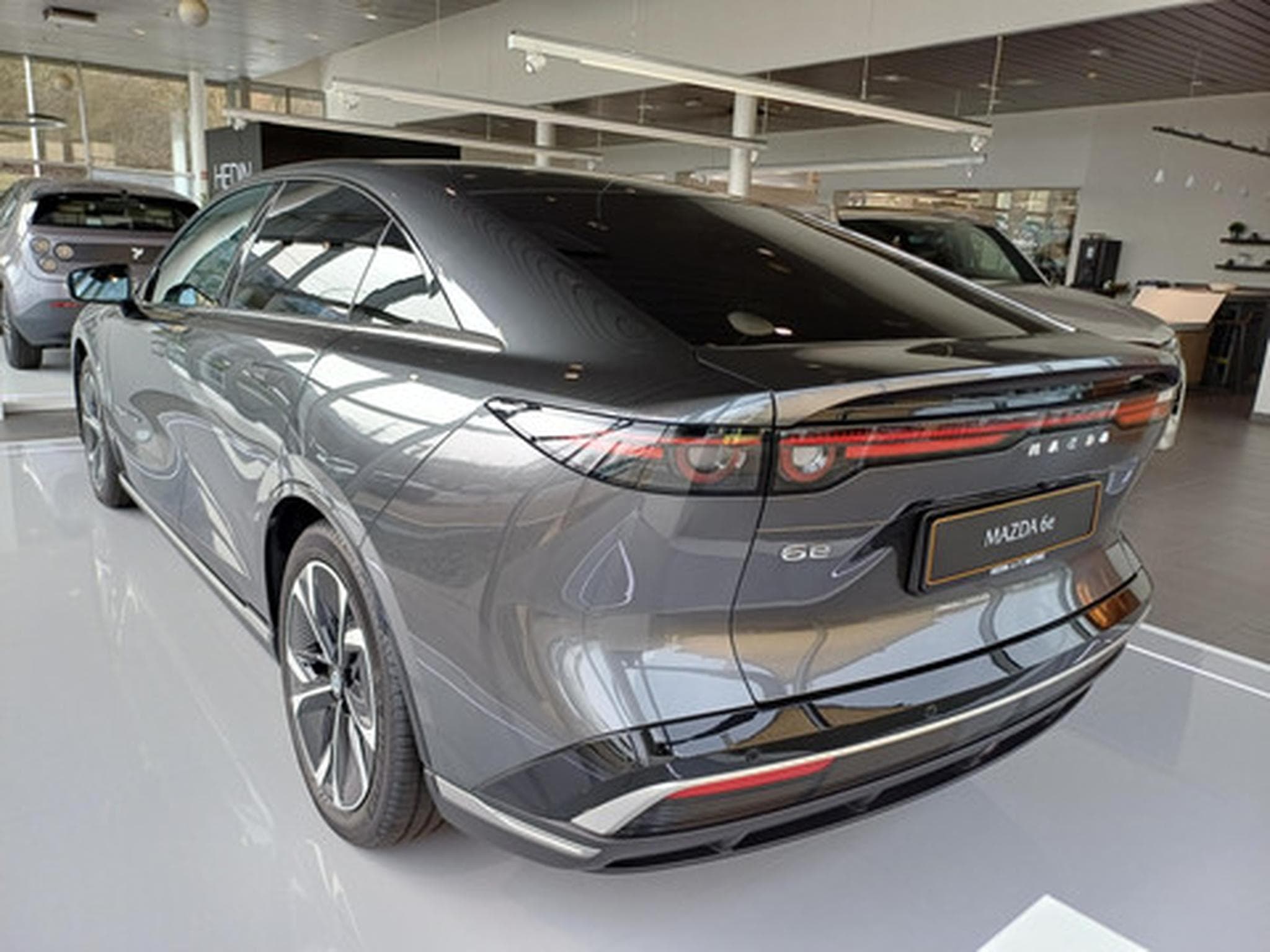 Mazda 6 6e BEV 68.8 kWh 190kW Takumi (2025) - Photo 5