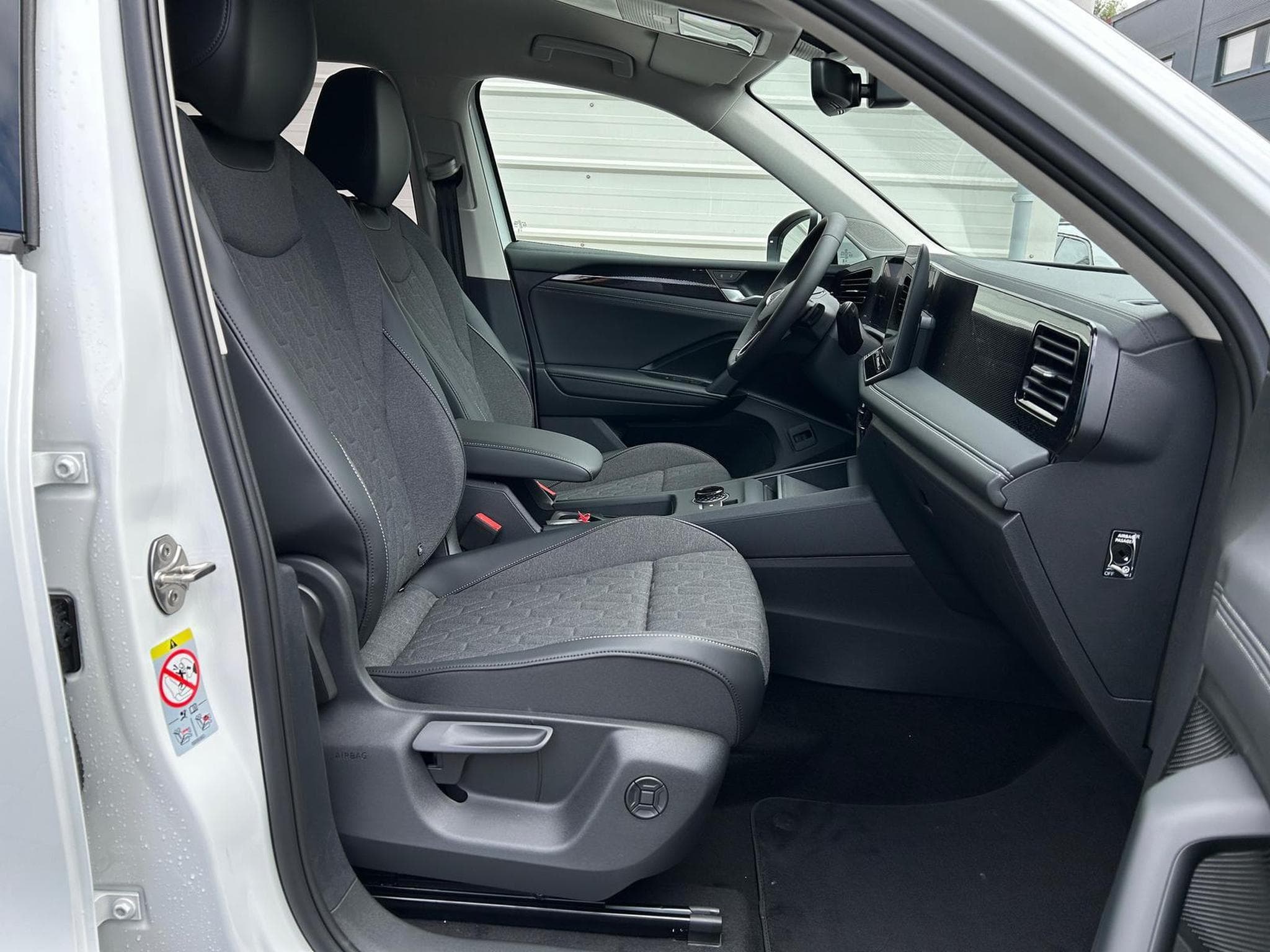 VW Tiguan Prime (2026) - Photo 13