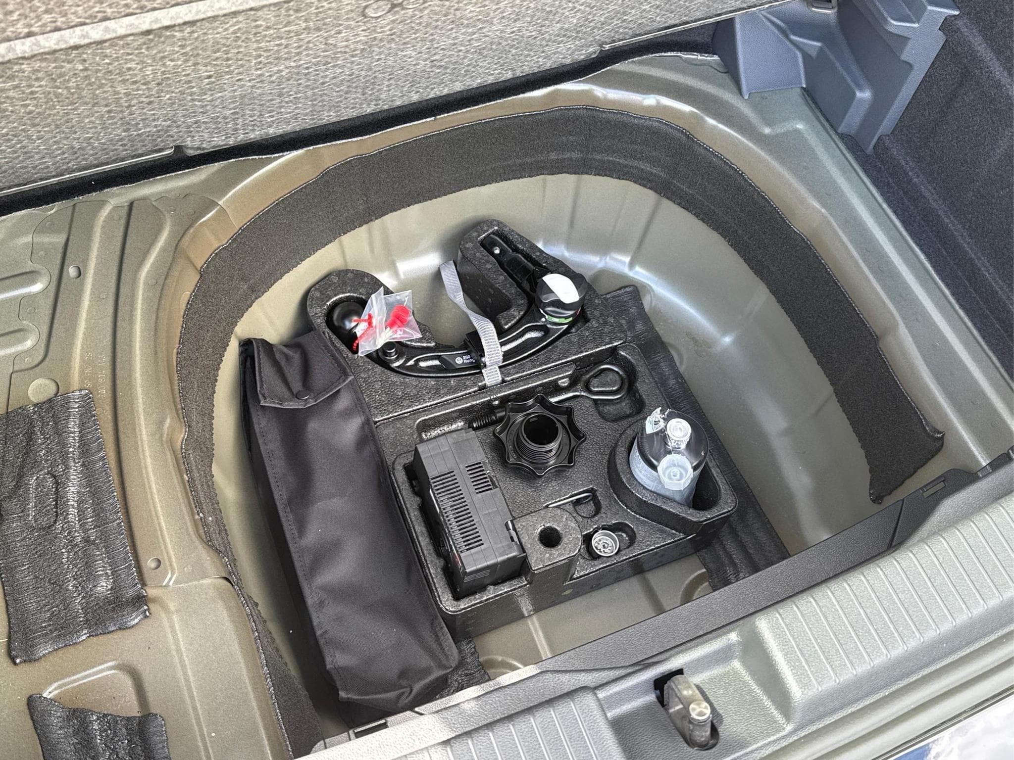 VW T-Cross R-Line Limited (2026) - Photo 12