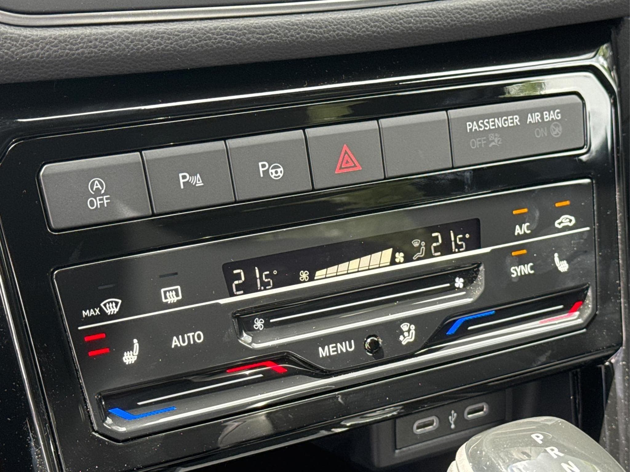 VW T-Cross R-Line Limited (2026) - Photo 20