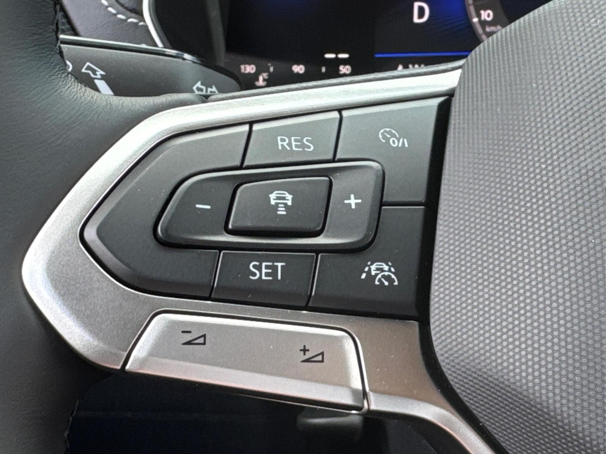 VW T-Cross R-Line Limited (2026) - Photo 23