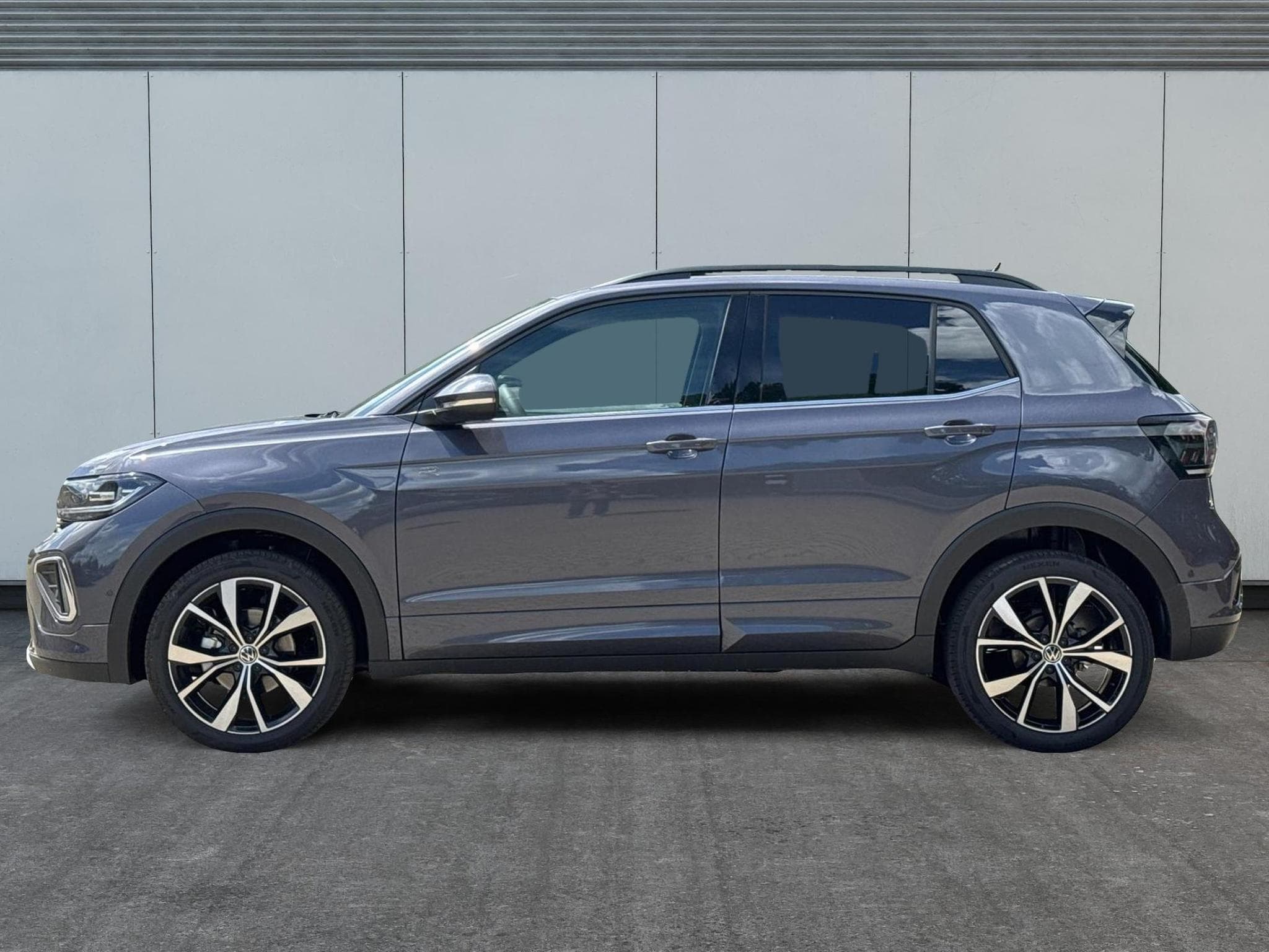 VW T-Cross R-Line Limited (2026) - Photo 2