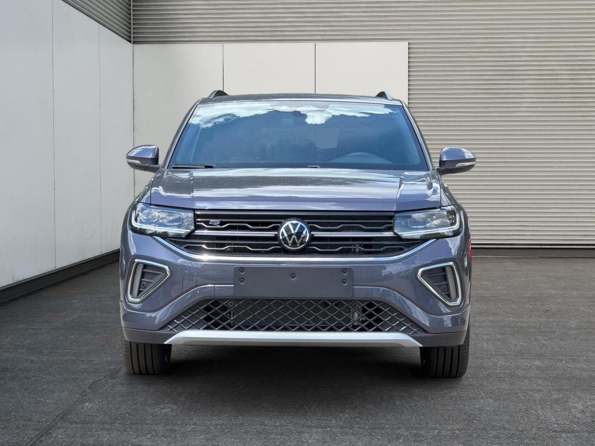 VW T-Cross R-Line Limited (2026) - Photo 6