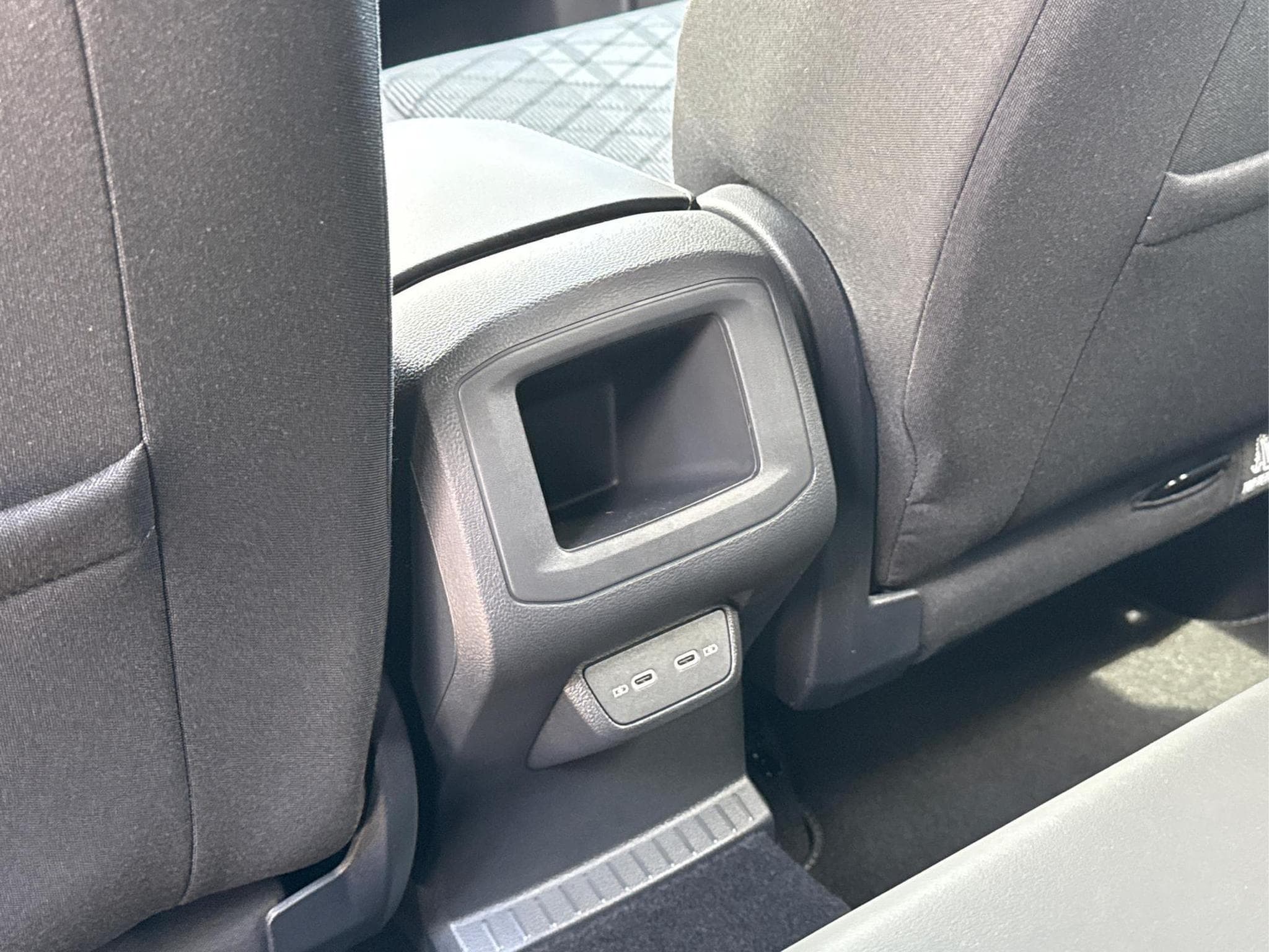 VW T-Cross R-Line Limited (2026) - Photo 16