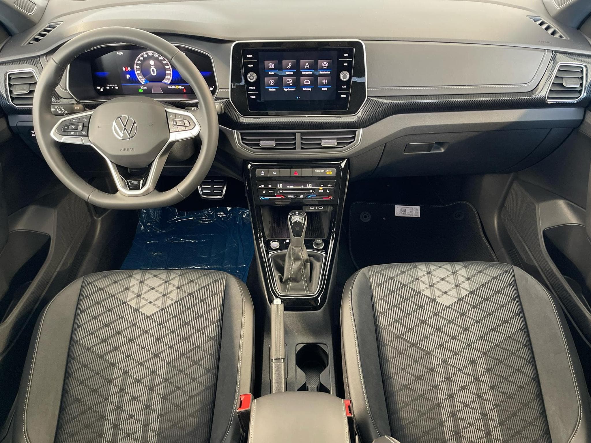 VW T-Cross R-Line (2026) - Photo 6