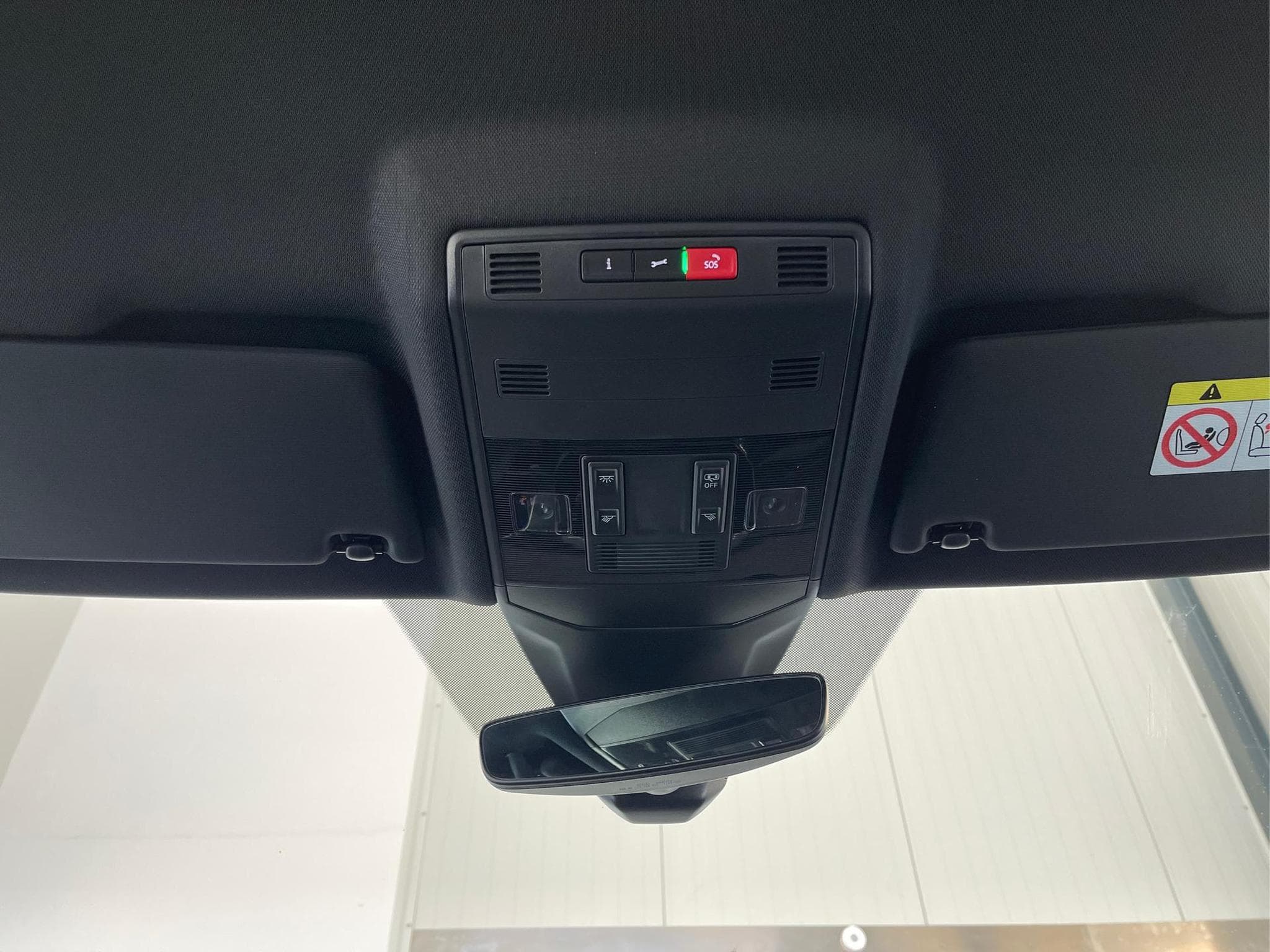 VW T-Cross R-Line (2026) - Photo 11