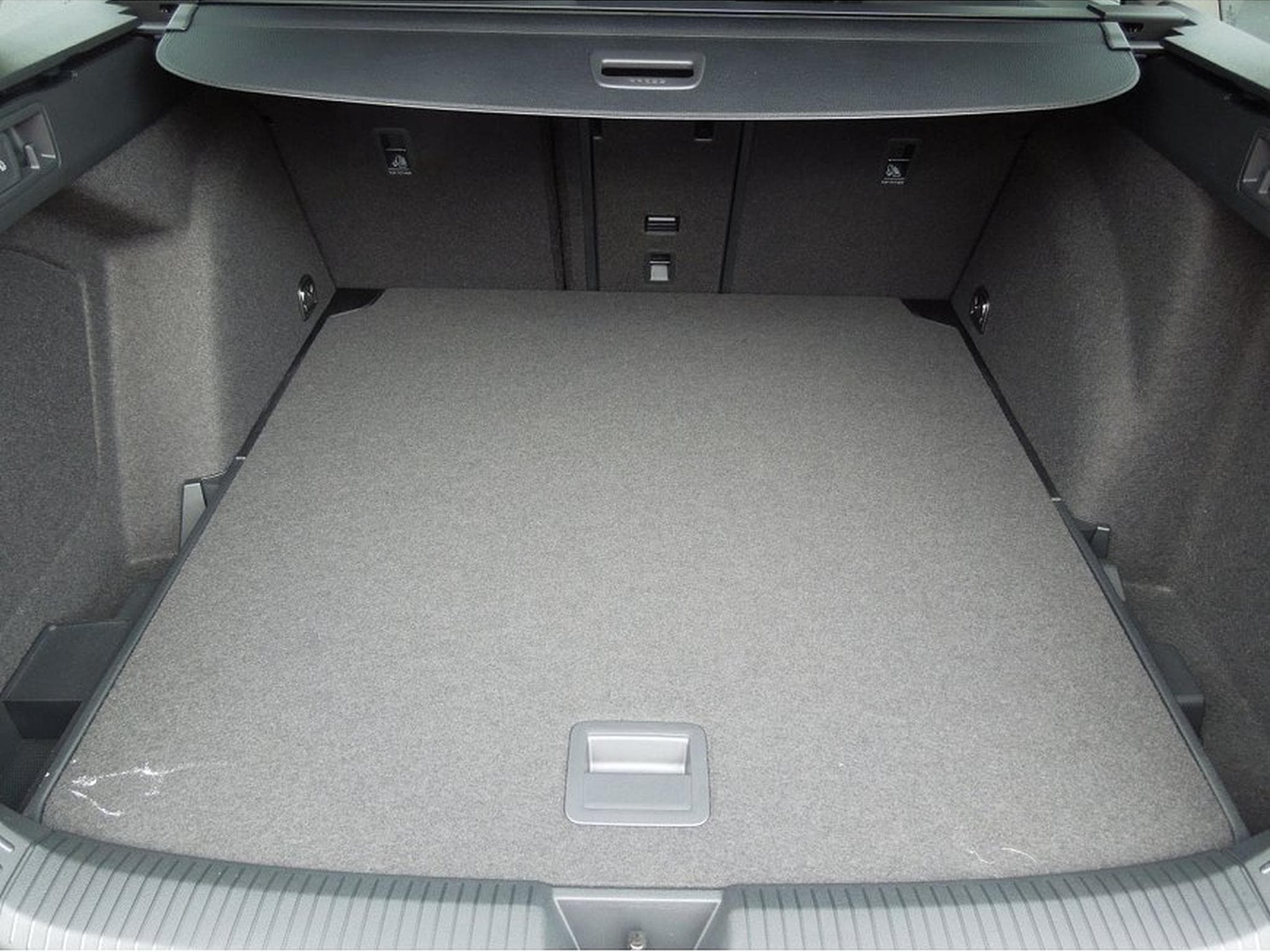 VW Golf (2026) - Photo 12