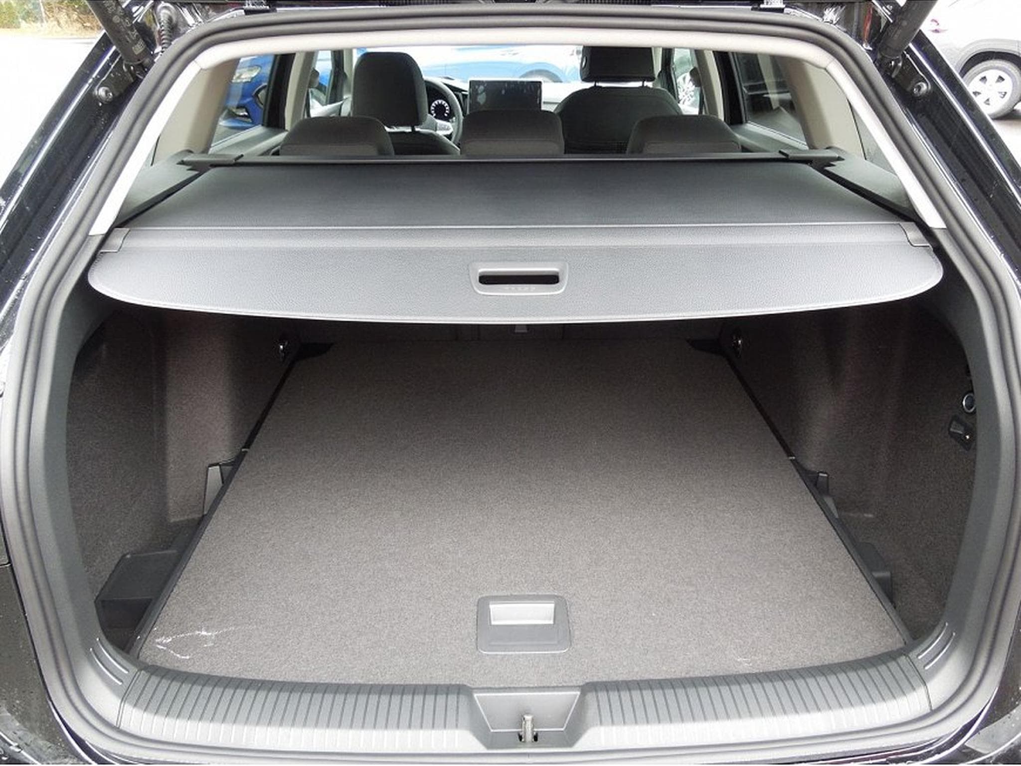 VW Golf (2026) - Photo 13