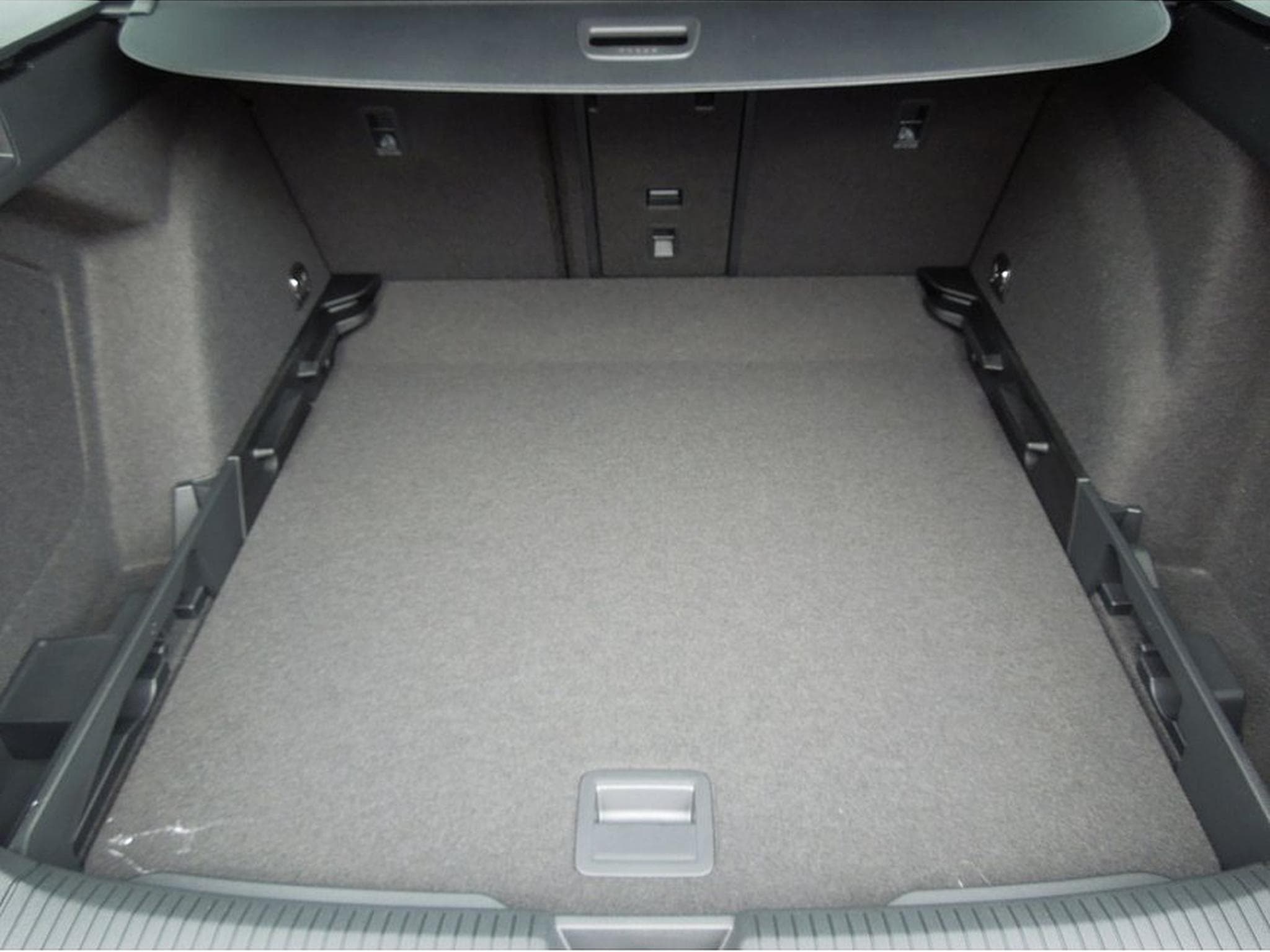 VW Golf (2026) - Photo 16