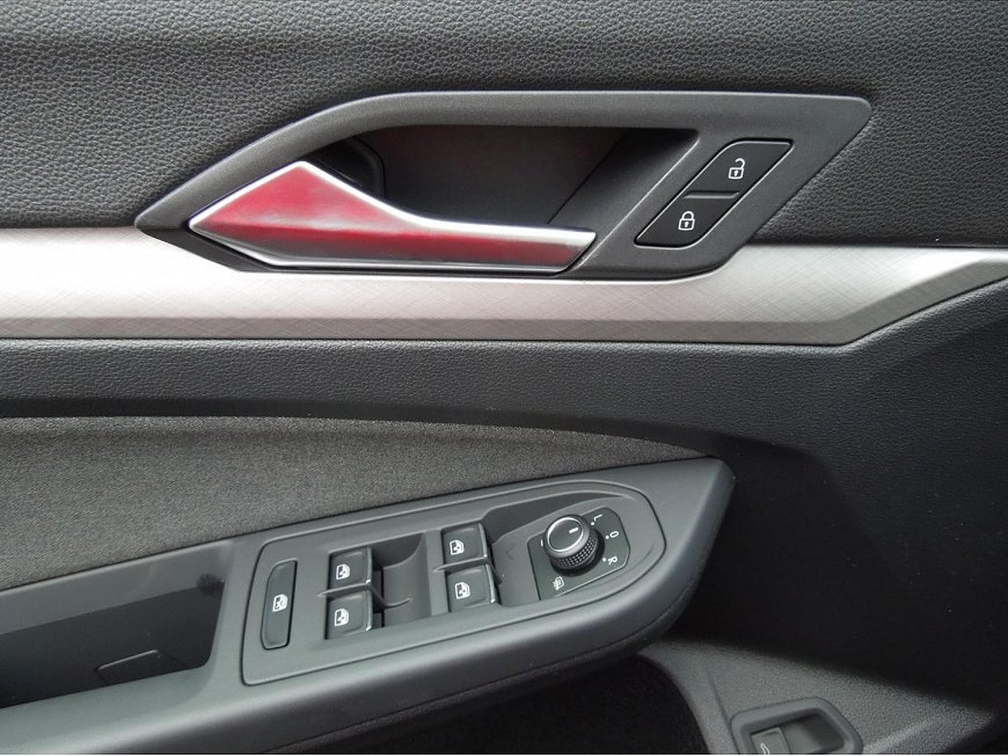 VW Golf (2026) - Photo 8