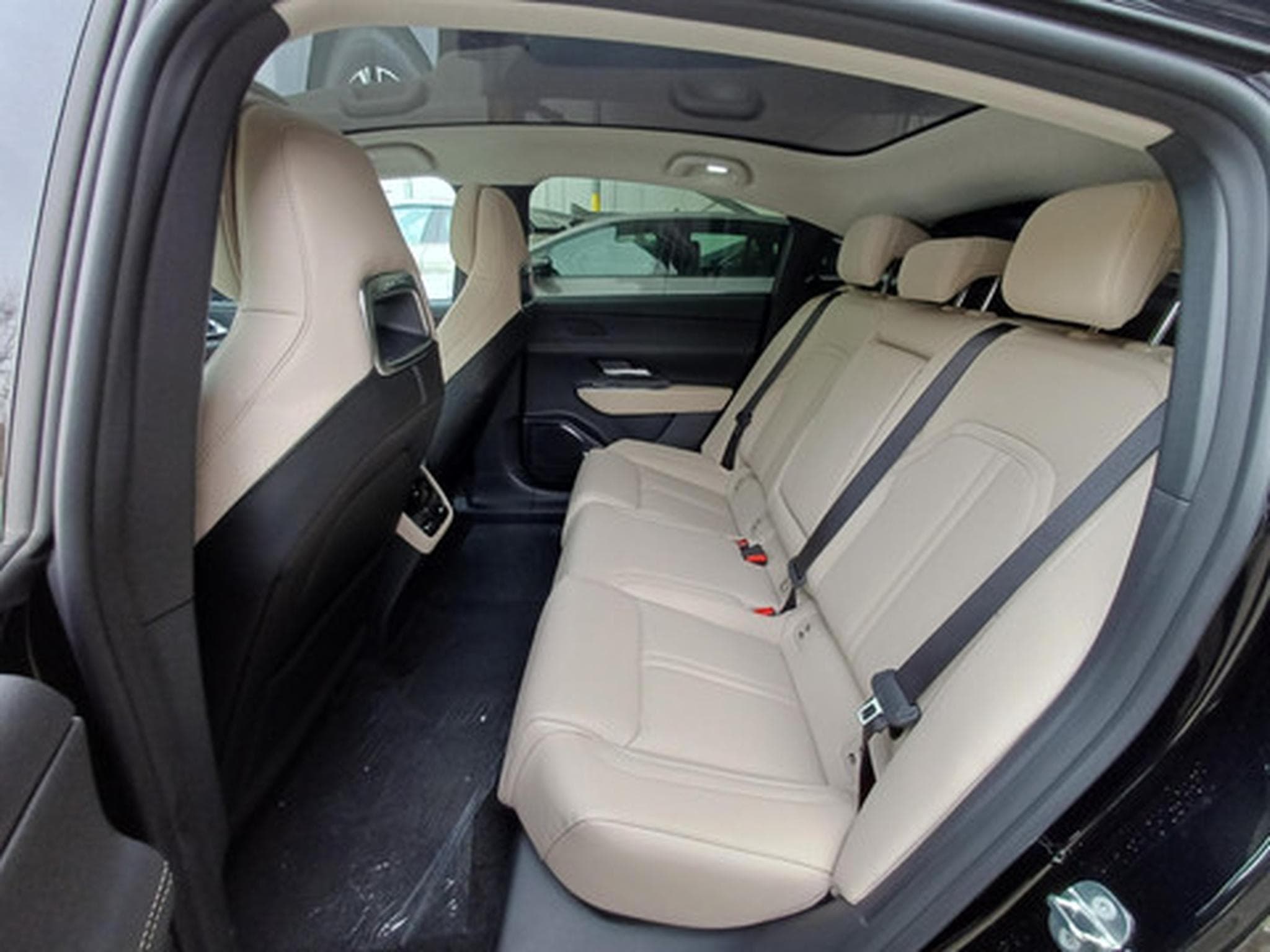 Mazda 6 6e BEV 68.8 kWh 190kW Takumi (2025) - Foto 9