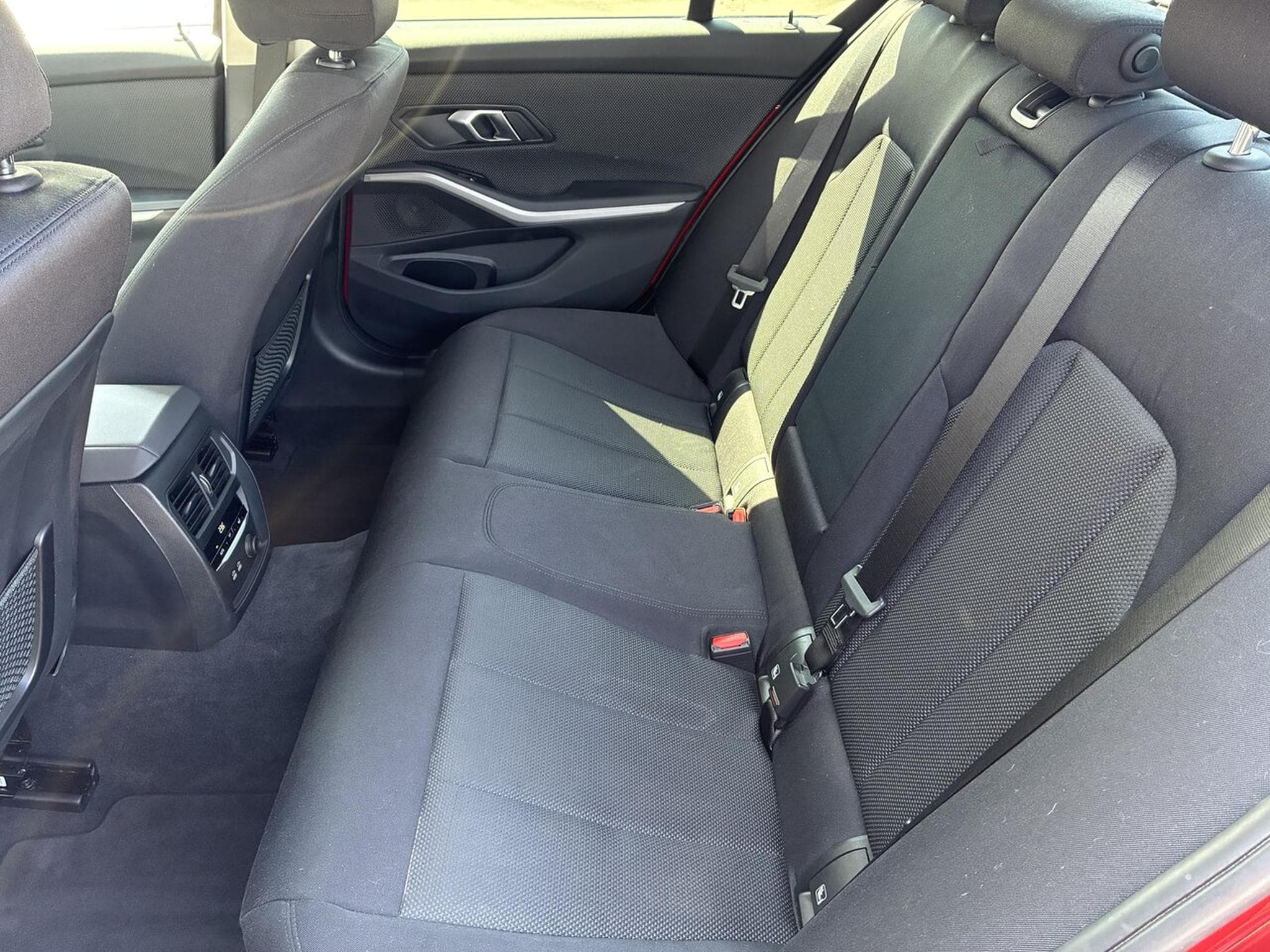 BMW 320 XDRIVE 190 BUSINESS GPS CARPLAY (2019) - Photo 4