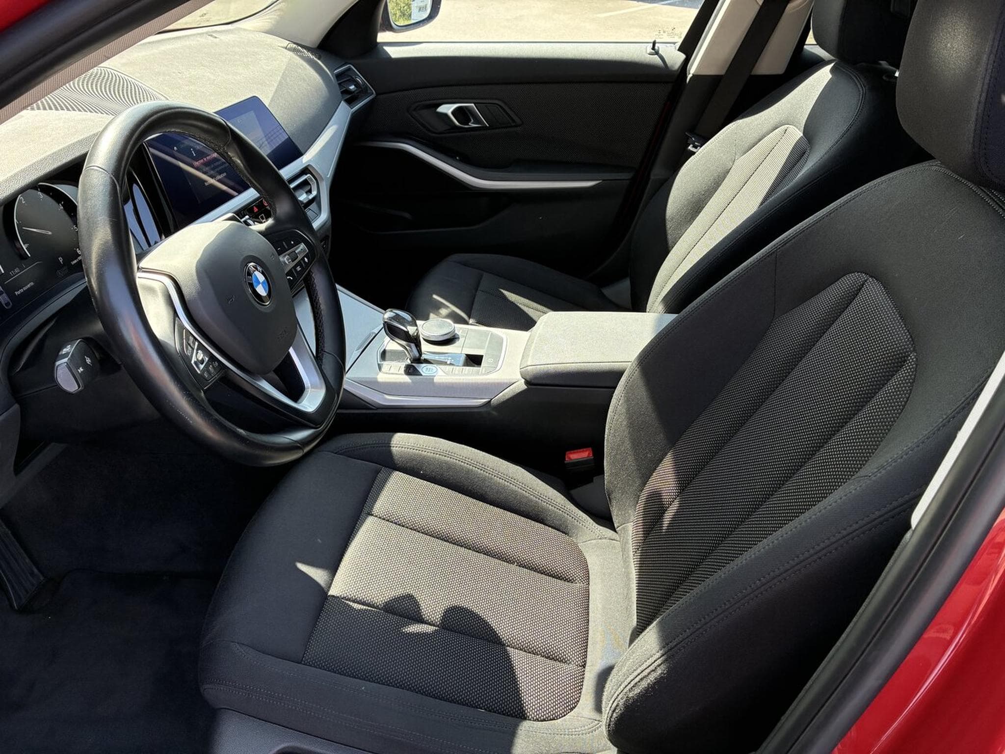 BMW 320 XDRIVE 190 BUSINESS GPS CARPLAY (2019) - Photo 9