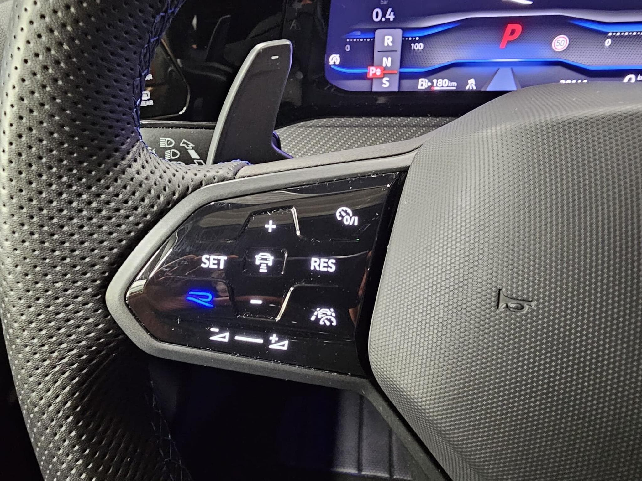 VW Golf R 2.0 TSI 320CV 4Motion CAMERA/CarPlay/HUD/IQ light (2024) - Photo 15