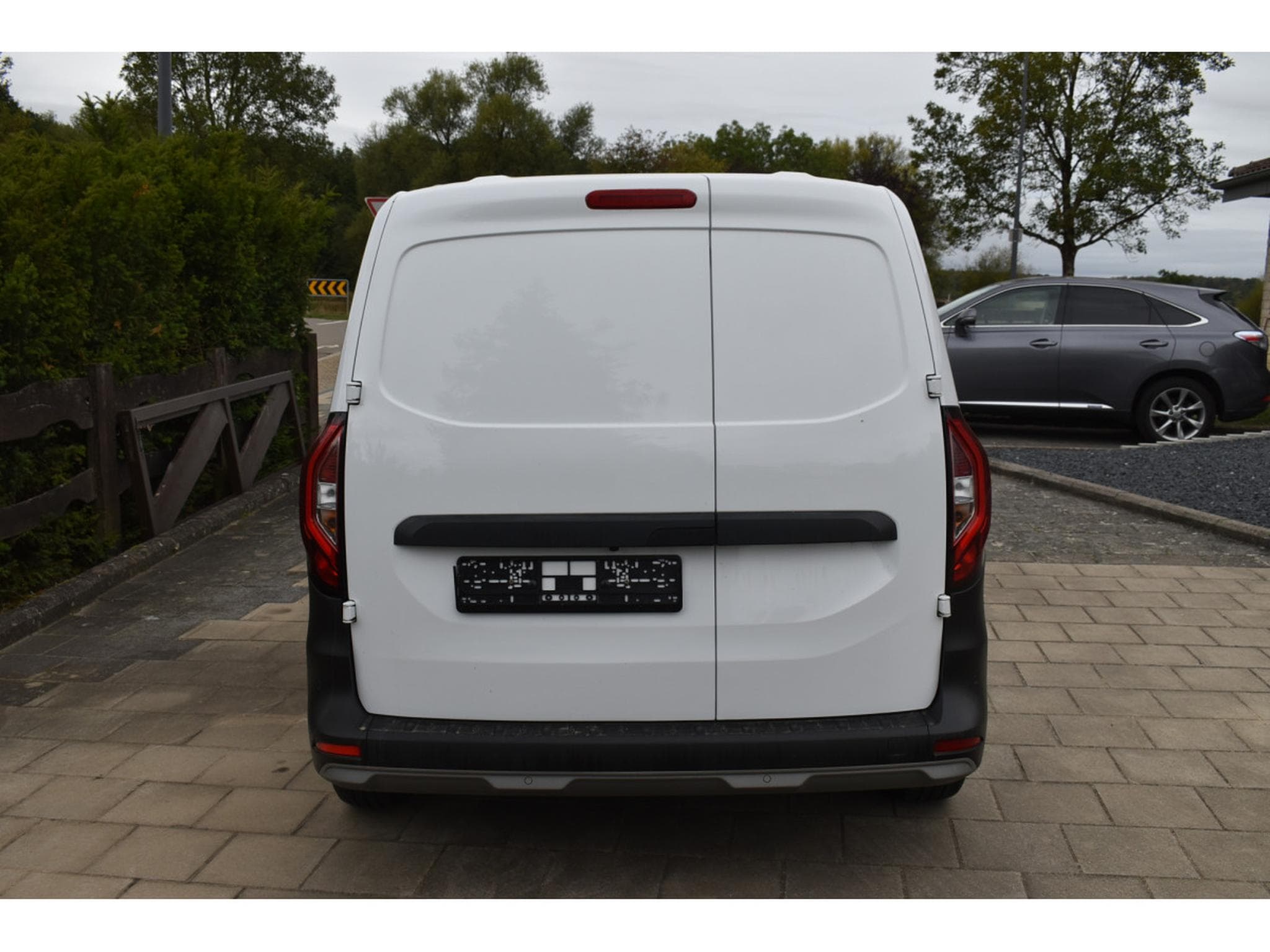Renault Kangoo III 1,5 DCI 95 porte latérale extra grand (2021) - Photo 6