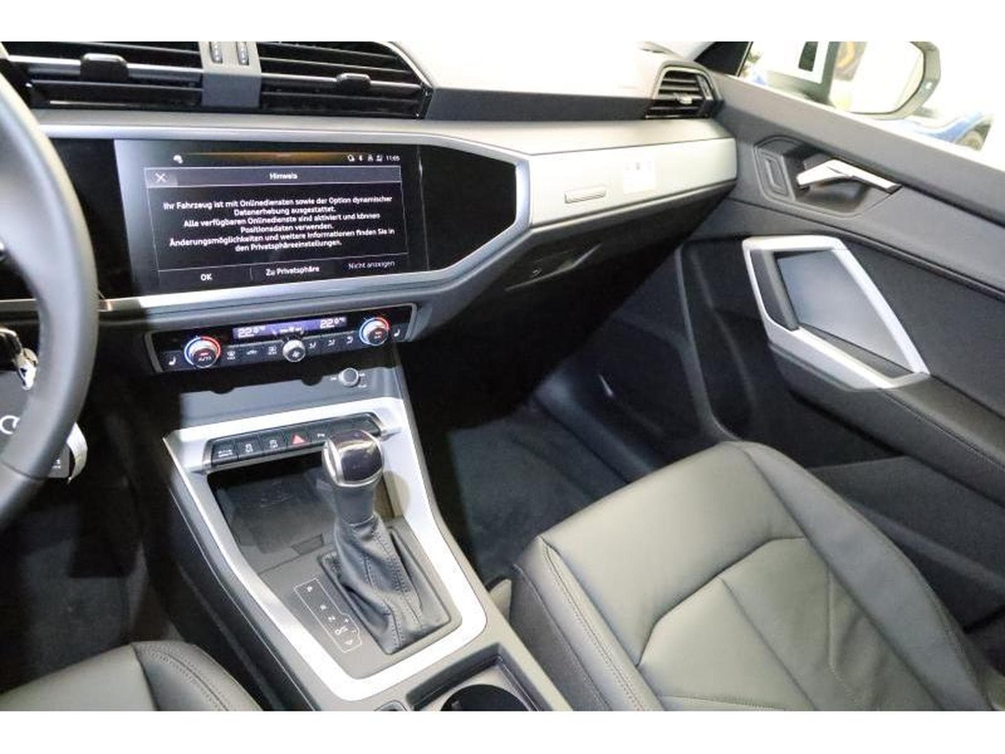 Audi Q3 Sportback S-Line (2023) - Photo 7