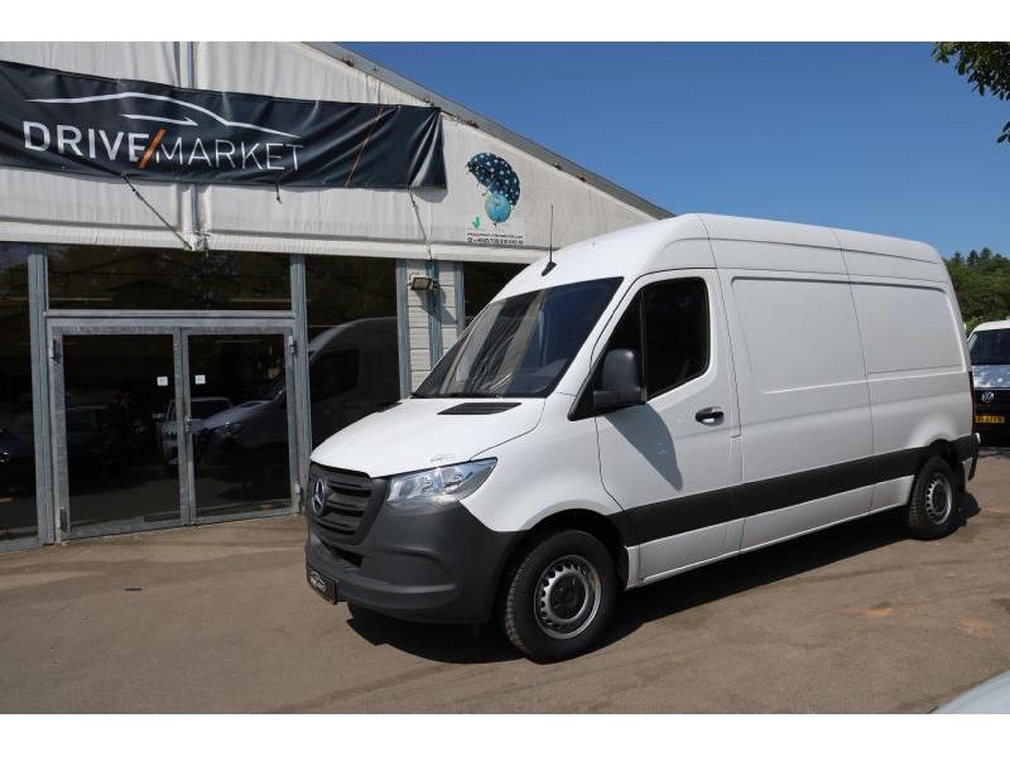 Mercedes Sprinter 315 Kasten L2 FWD (2023) - Photo 14