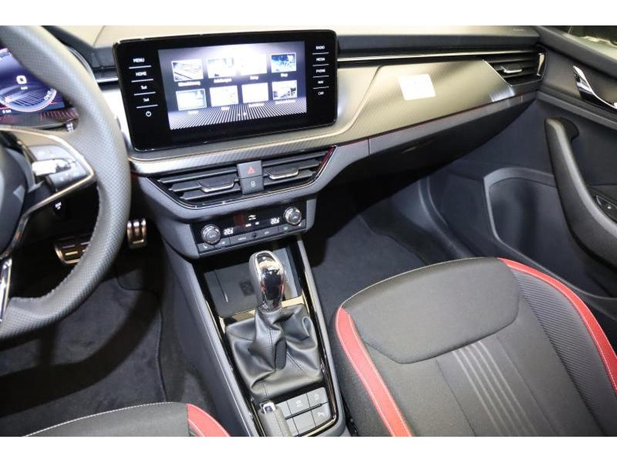 Skoda Kamiq Monte Carlo (2023) - Photo 8