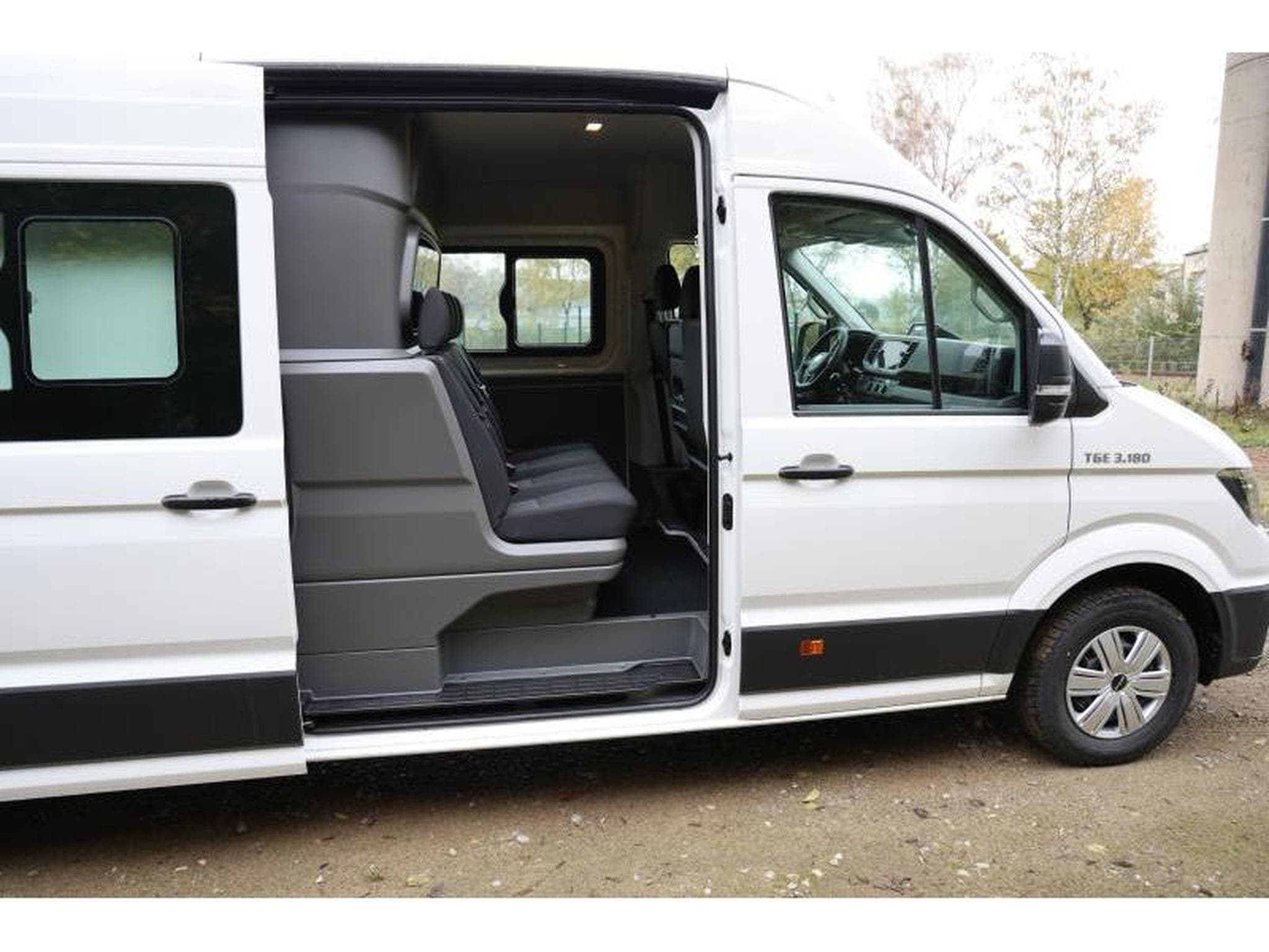 MAN TGE 3.180 Doka Kasten (2023) - Photo 2