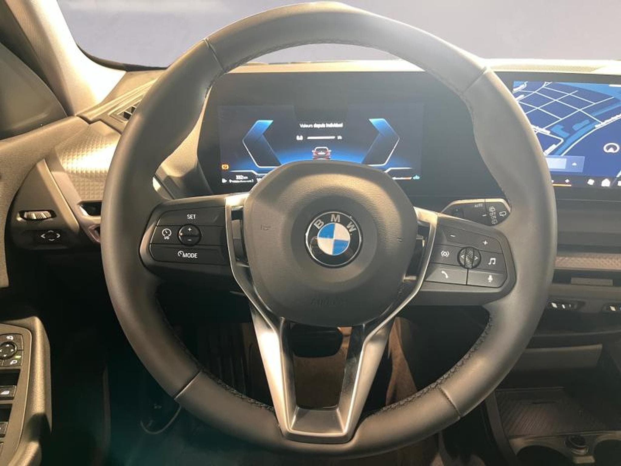 BMW 118 118d (2025) - Photo 16