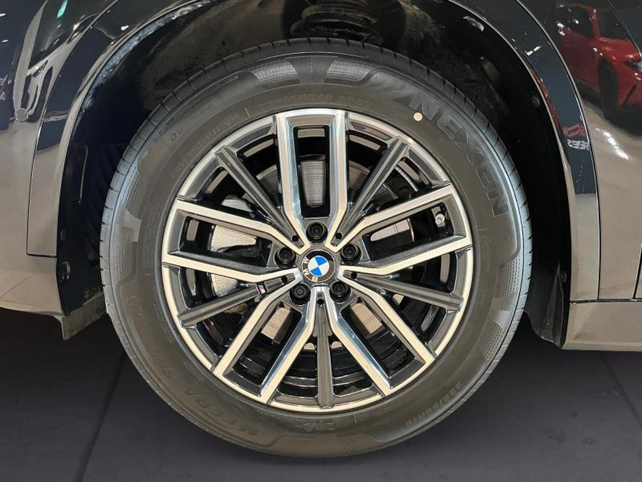 BMW X1 X1 xDrive30e M Sport (2025) - Foto 10