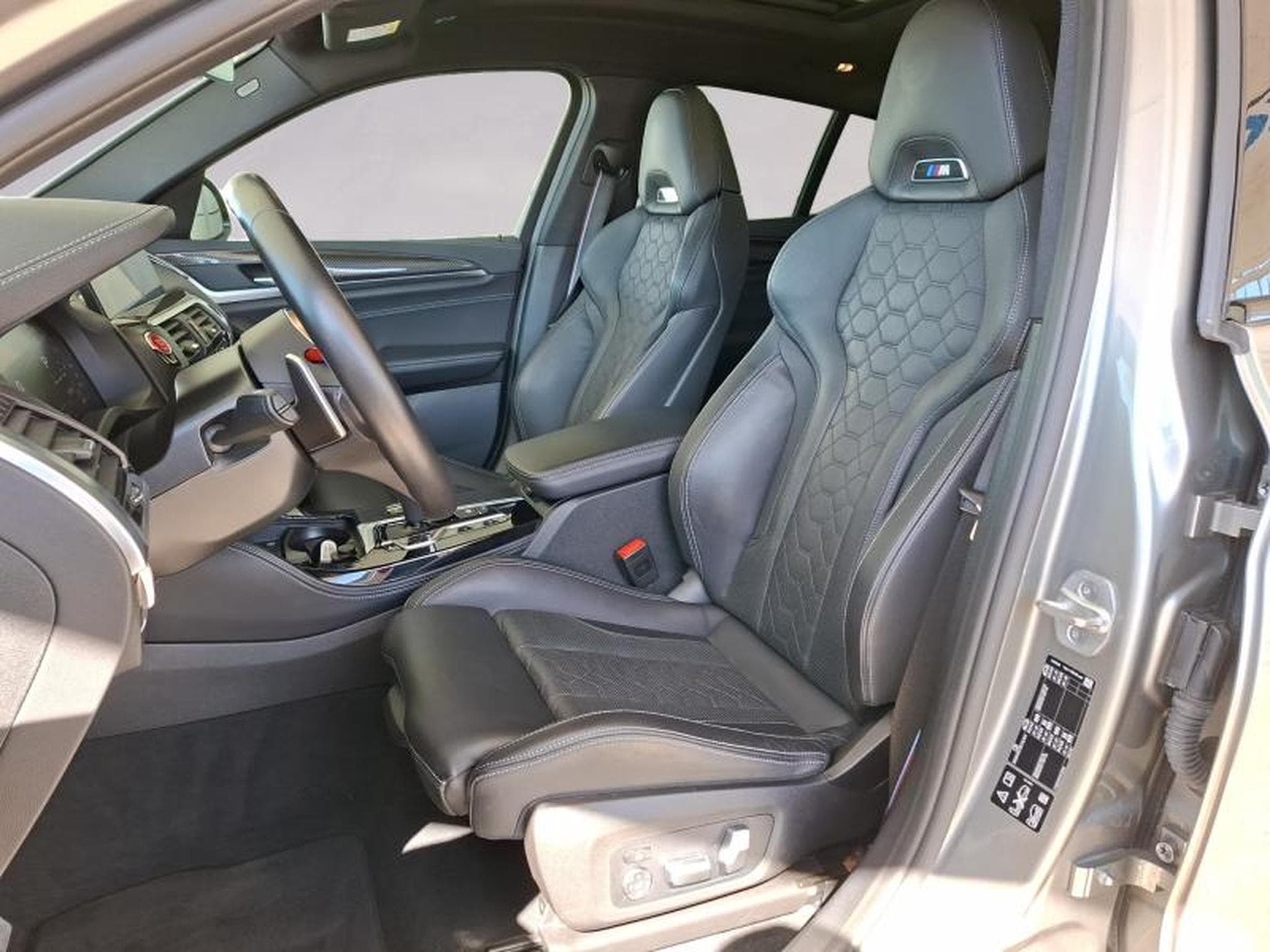 BMW X4M X4 M Competition (2021) - Photo 9