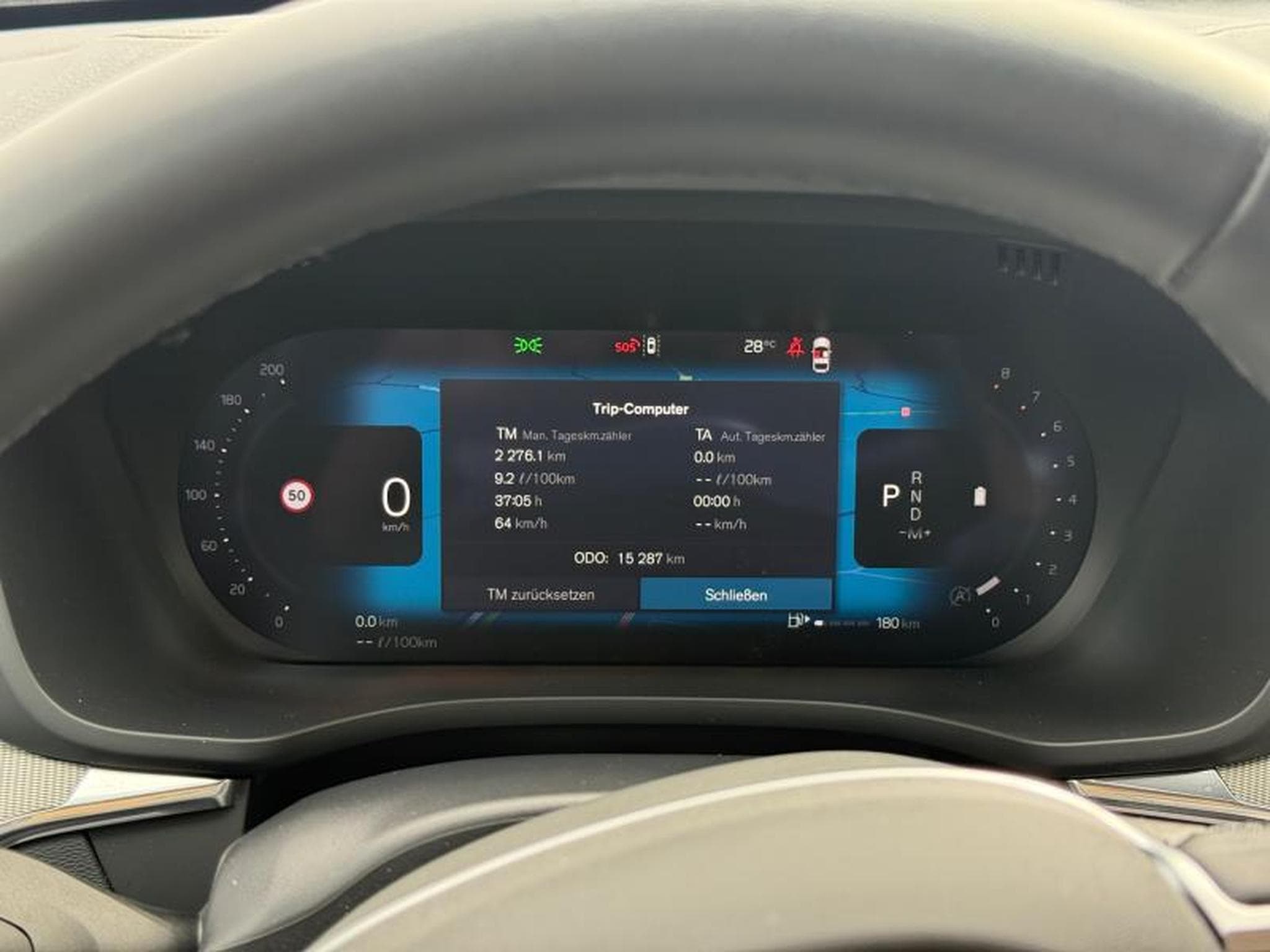 Volvo XC60 B5 AWD Ultra Black Edition / Essence (2025) - Foto 18