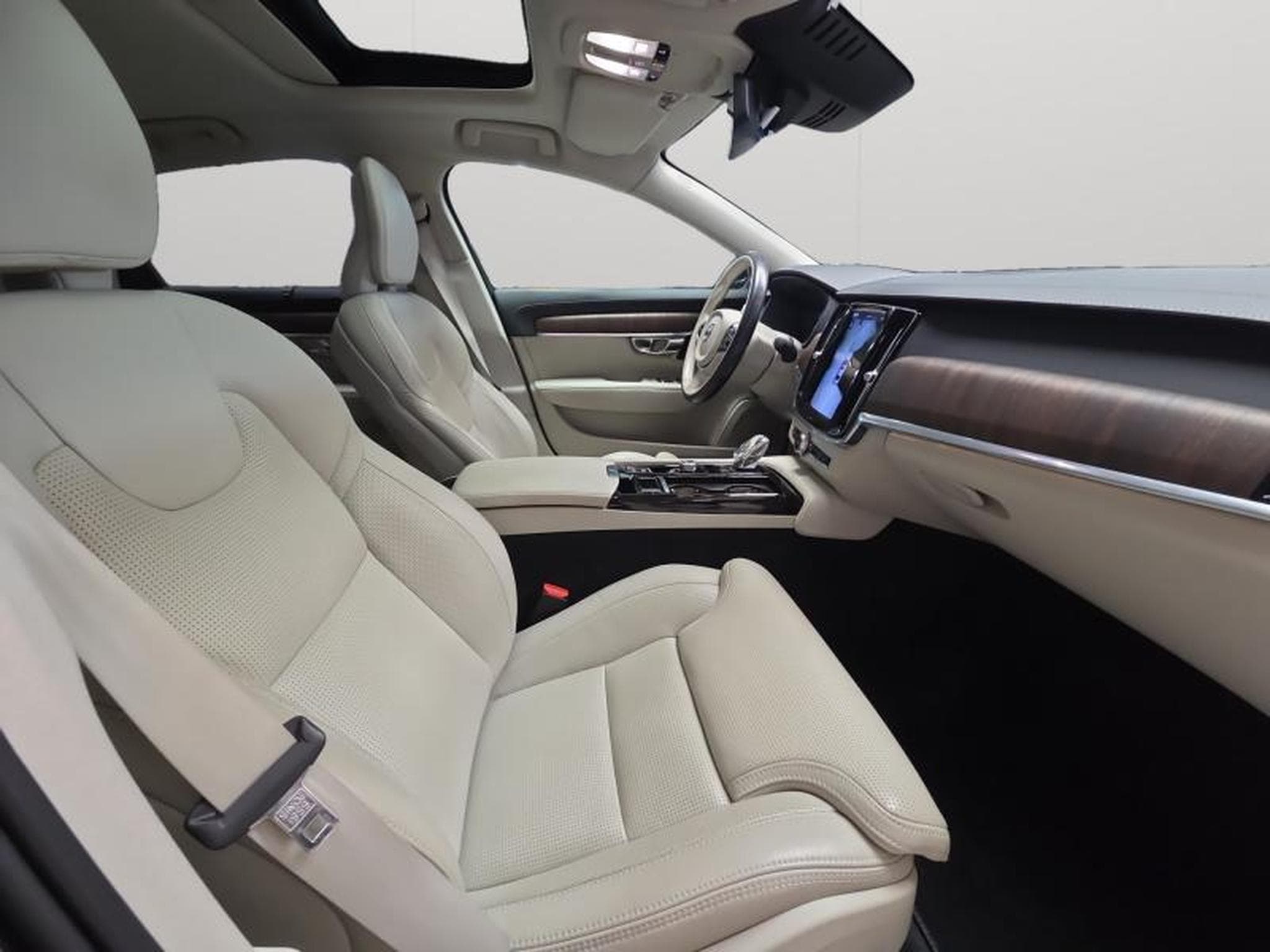 Volvo S90 Inscription T8 AWD (2022) - Photo 15