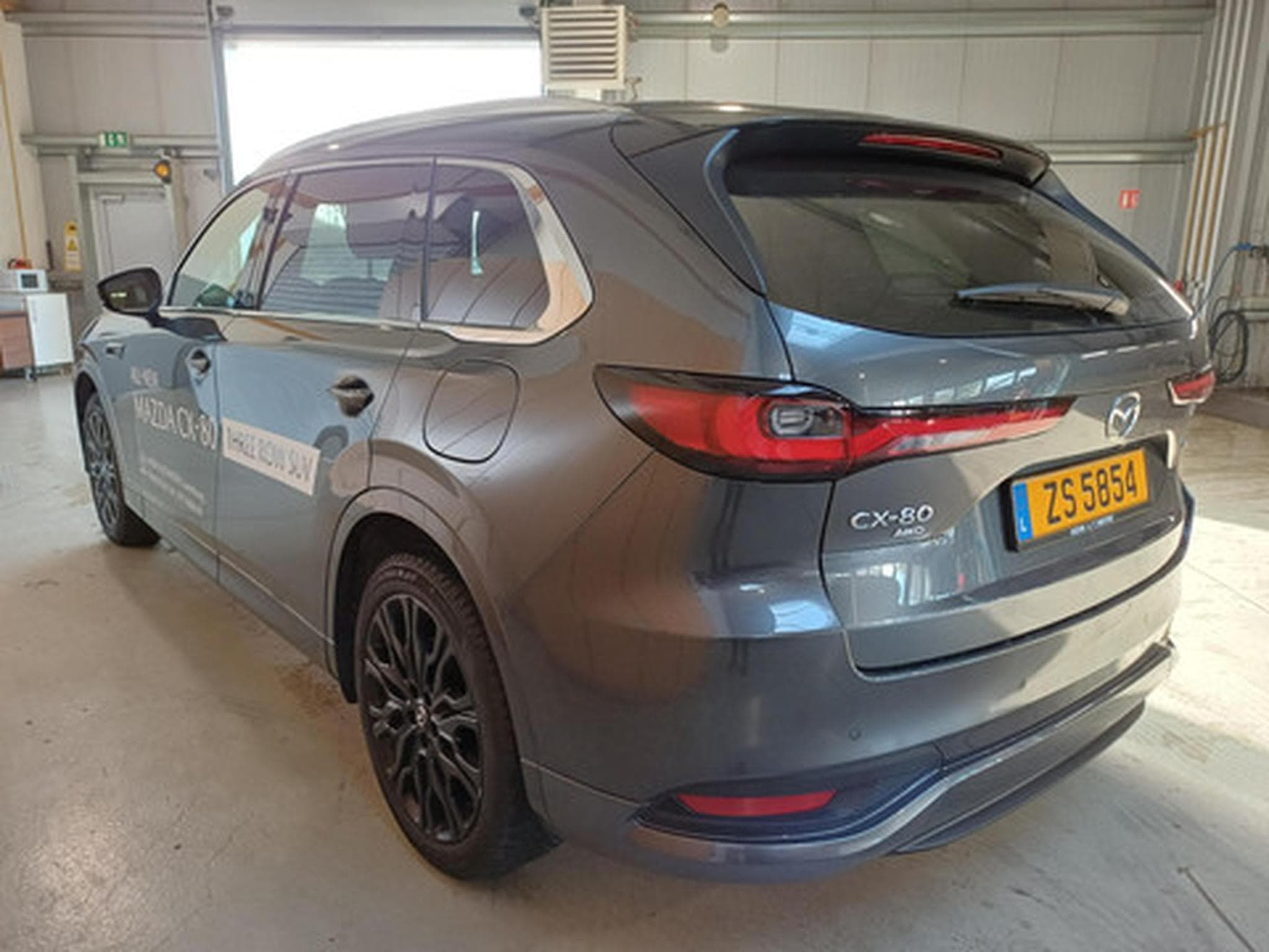 Mazda CX-80 3.3 187kW Auto Homura AWD +C&S+6pl. (2025) - Foto 5