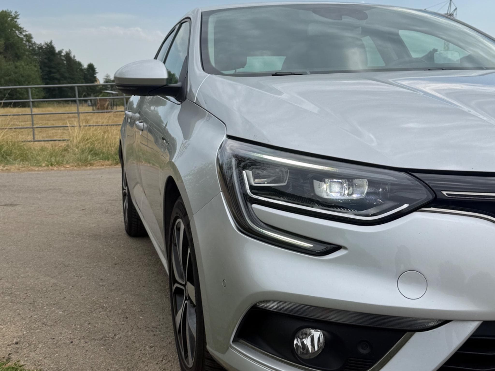 Renault Megane Bose Edition blue dCi 115 (2020) - Photo 11