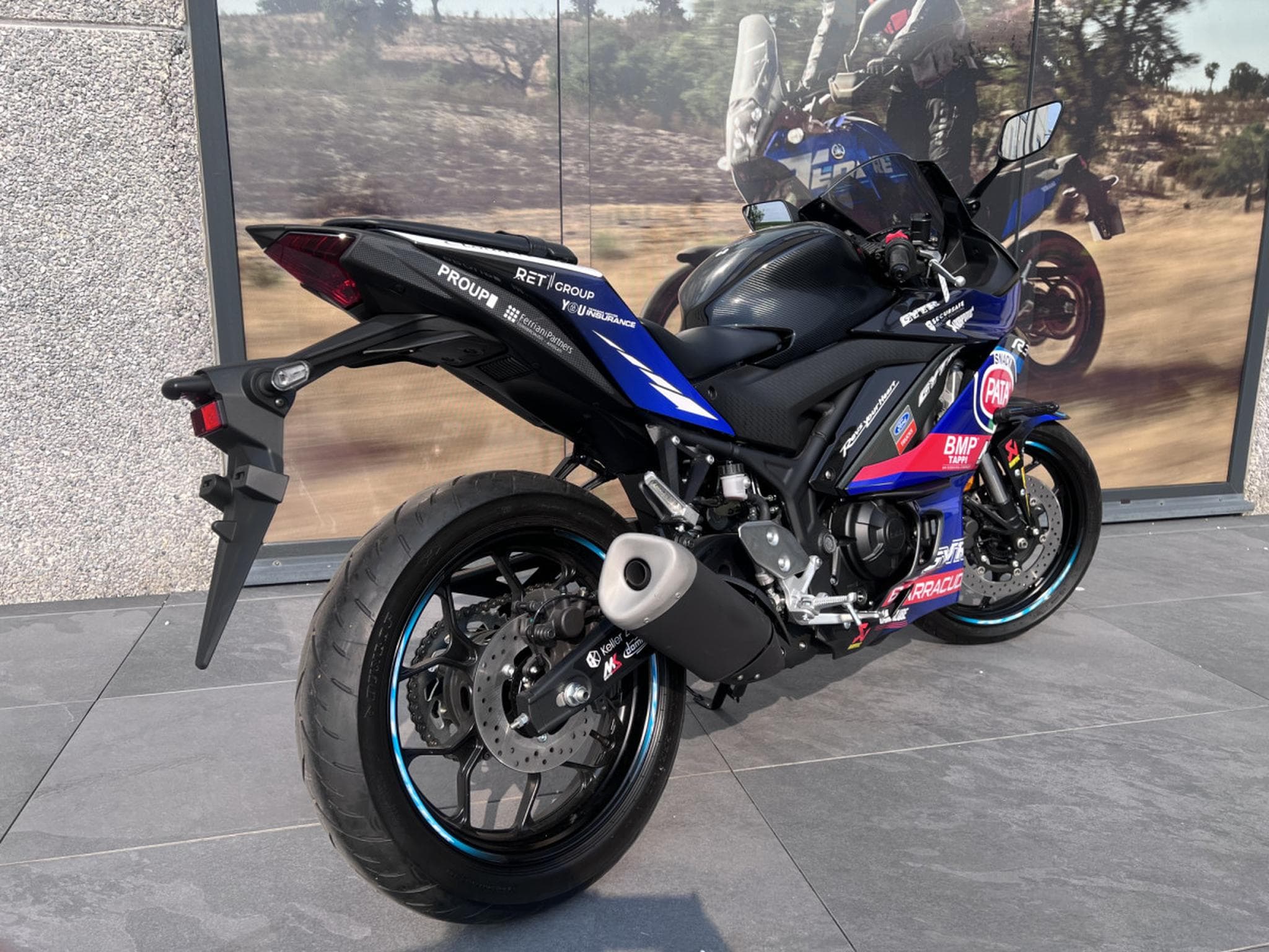 Yamaha YZF-R3 Réplica (2026) - Foto 3