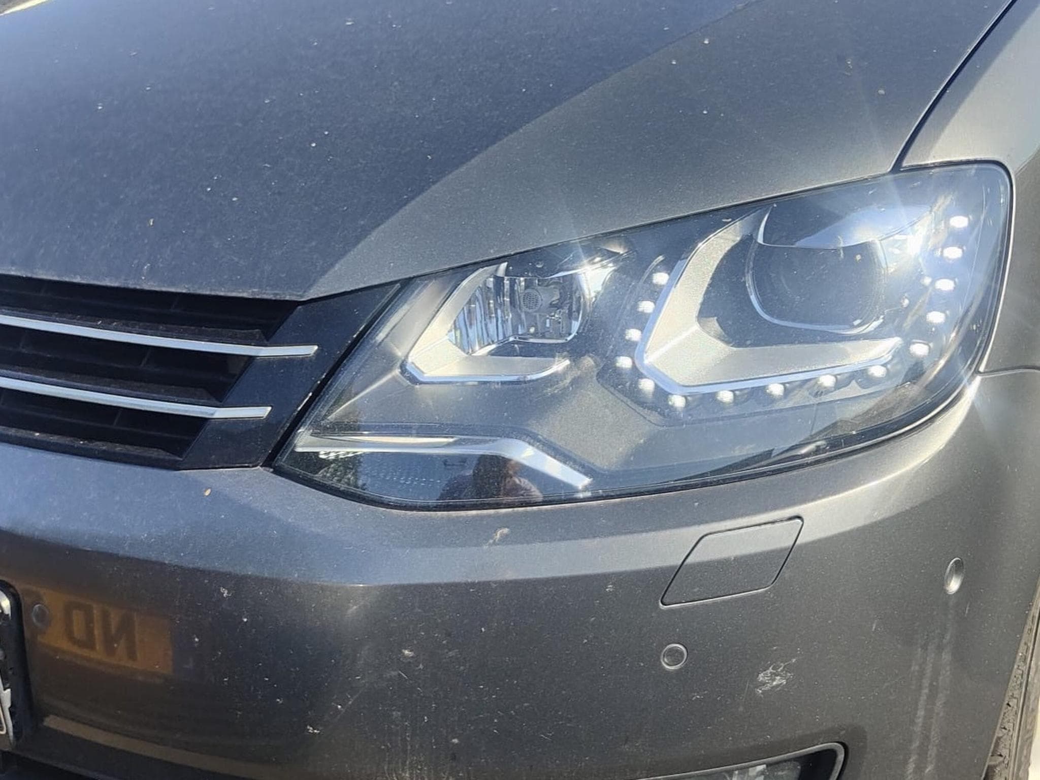 VW Sharan 2.0 TDI DSG (2013) - Photo 2