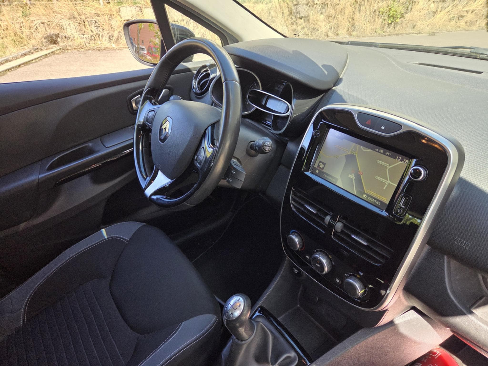 Renault Clio Estate 90 CV Garantie 12 Mois (2016) - Photo 14