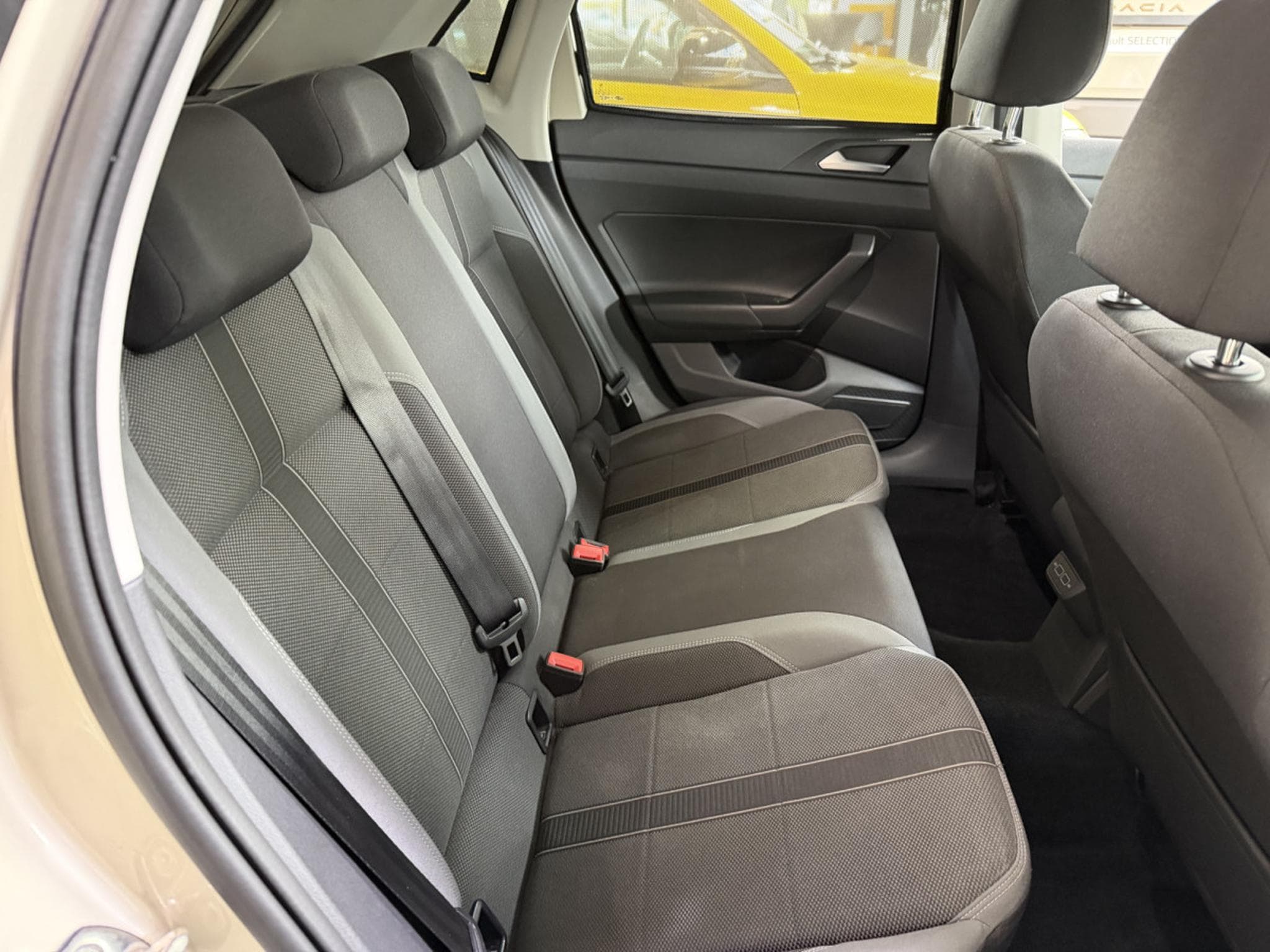 VW Polo 1.0 TSI  90PS (2019) - Photo 5