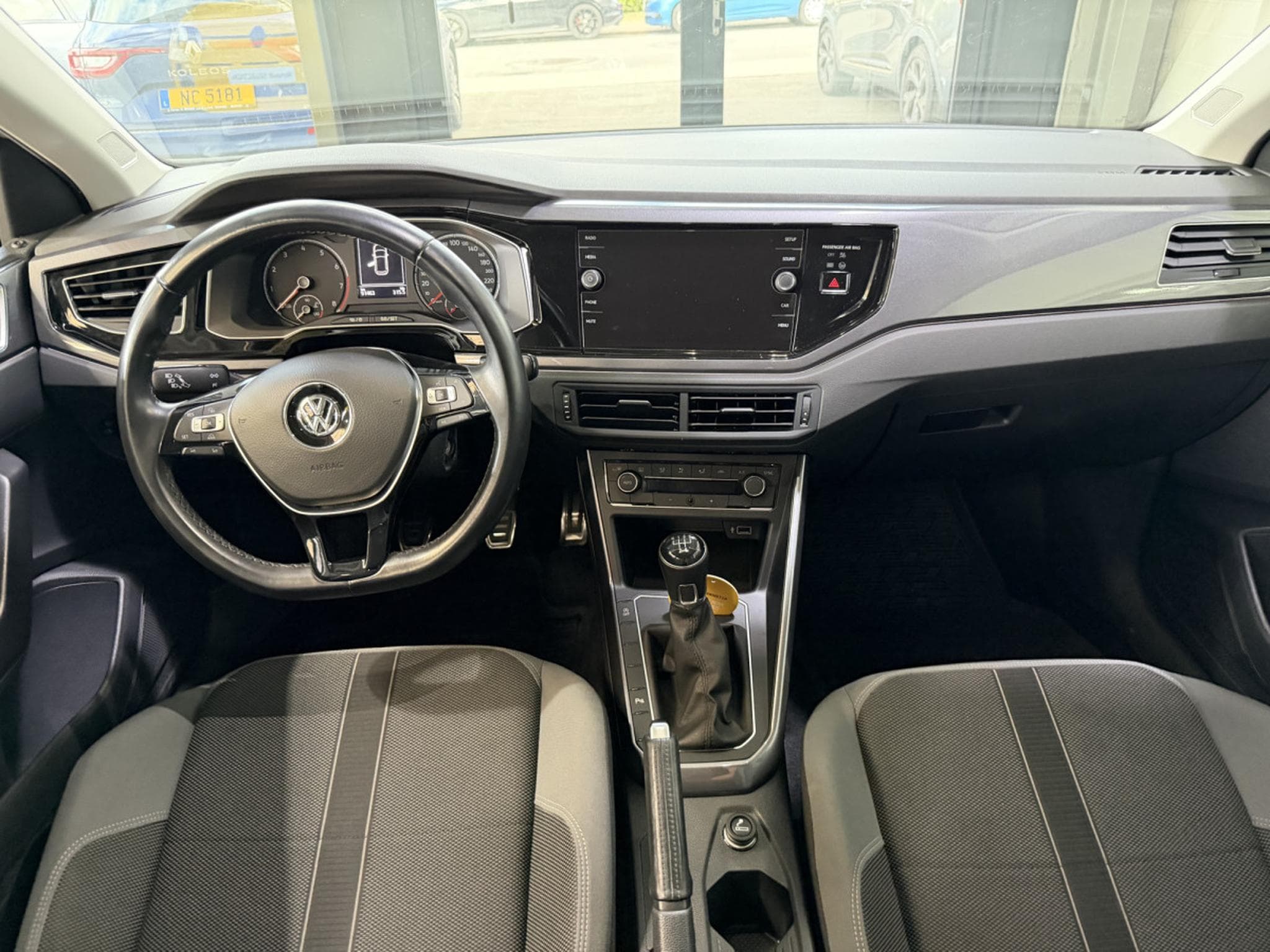 VW Polo 1.0 TSI  90PS (2019) - Photo 7