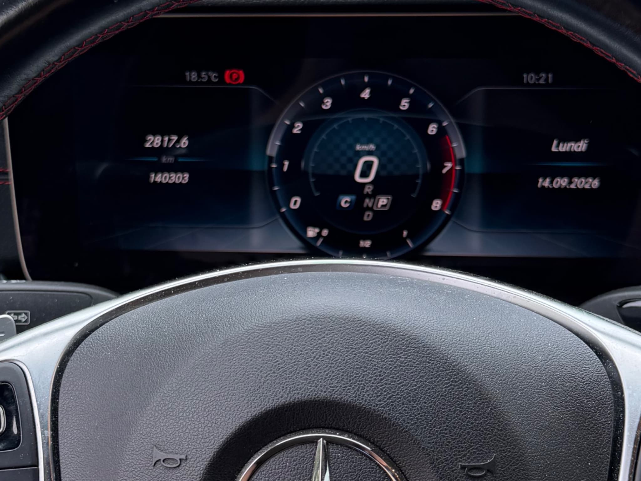 Mercedes E 43 AMG (2018) - Photo 14