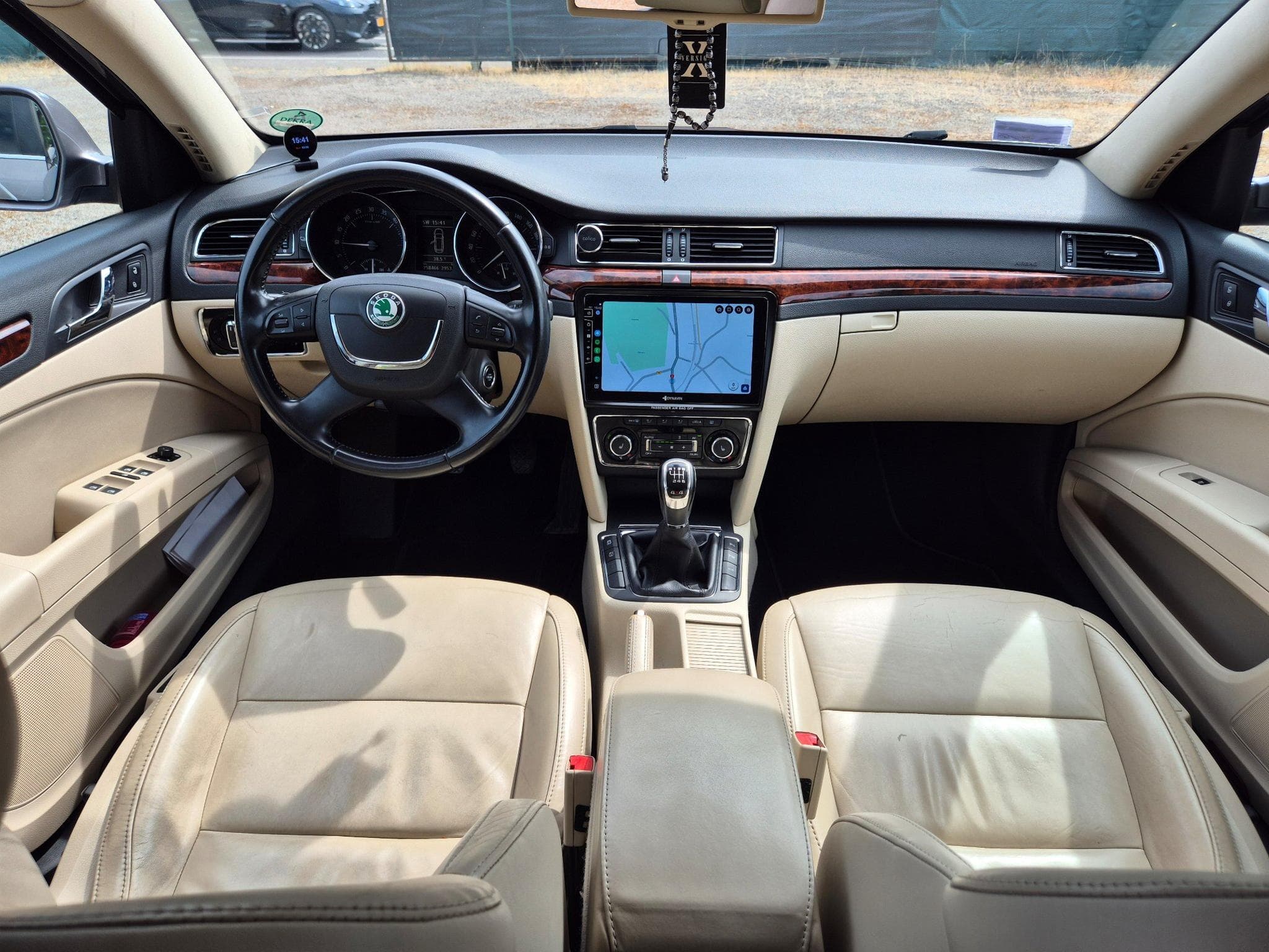 Skoda Superb 2.0 TDI 170 4x4 Exclusive (2012) - Photo 3