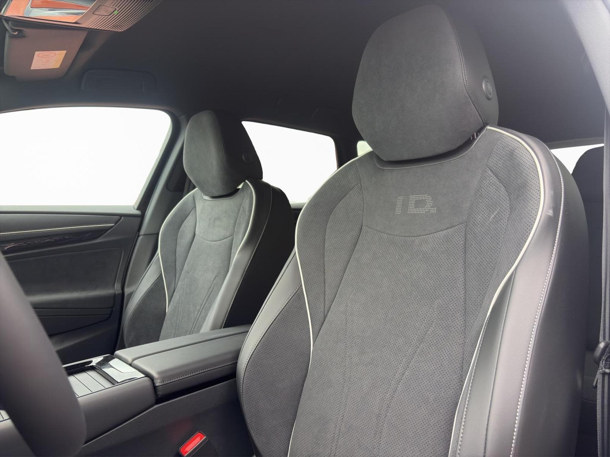 VW ID.7 Tourer Pro S (2026) - Photo 10