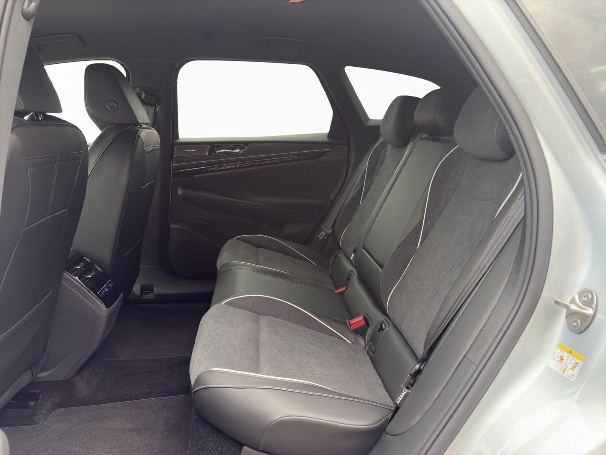 VW ID.7 Tourer Pro S (2026) - Photo 11