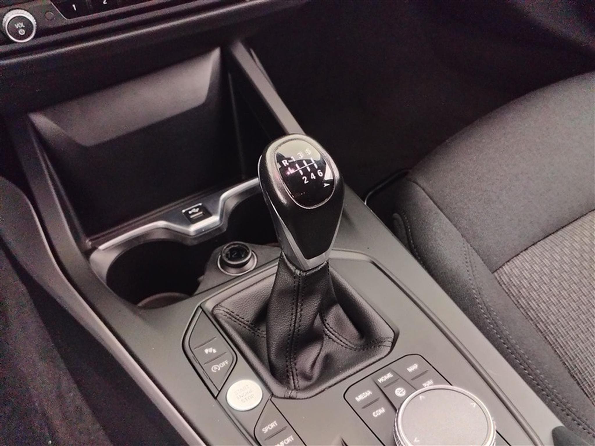 BMW 116 d NAVI / FULL LED / CLIM (2022) - Photo 12